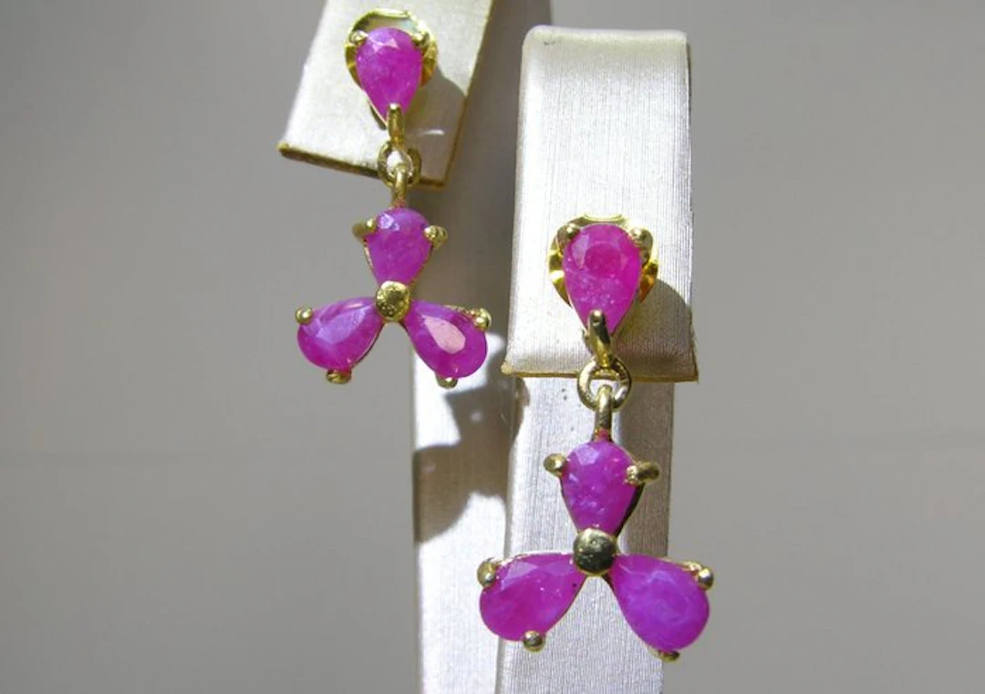 Ruby Earrings - Height: 21 mm - Width: 12 mm- 3.6 g - (2)