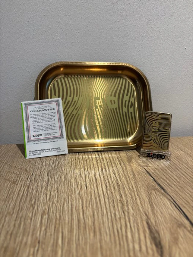 Zippo - Rare Rolling Tray and Lighter Gift Set - No...