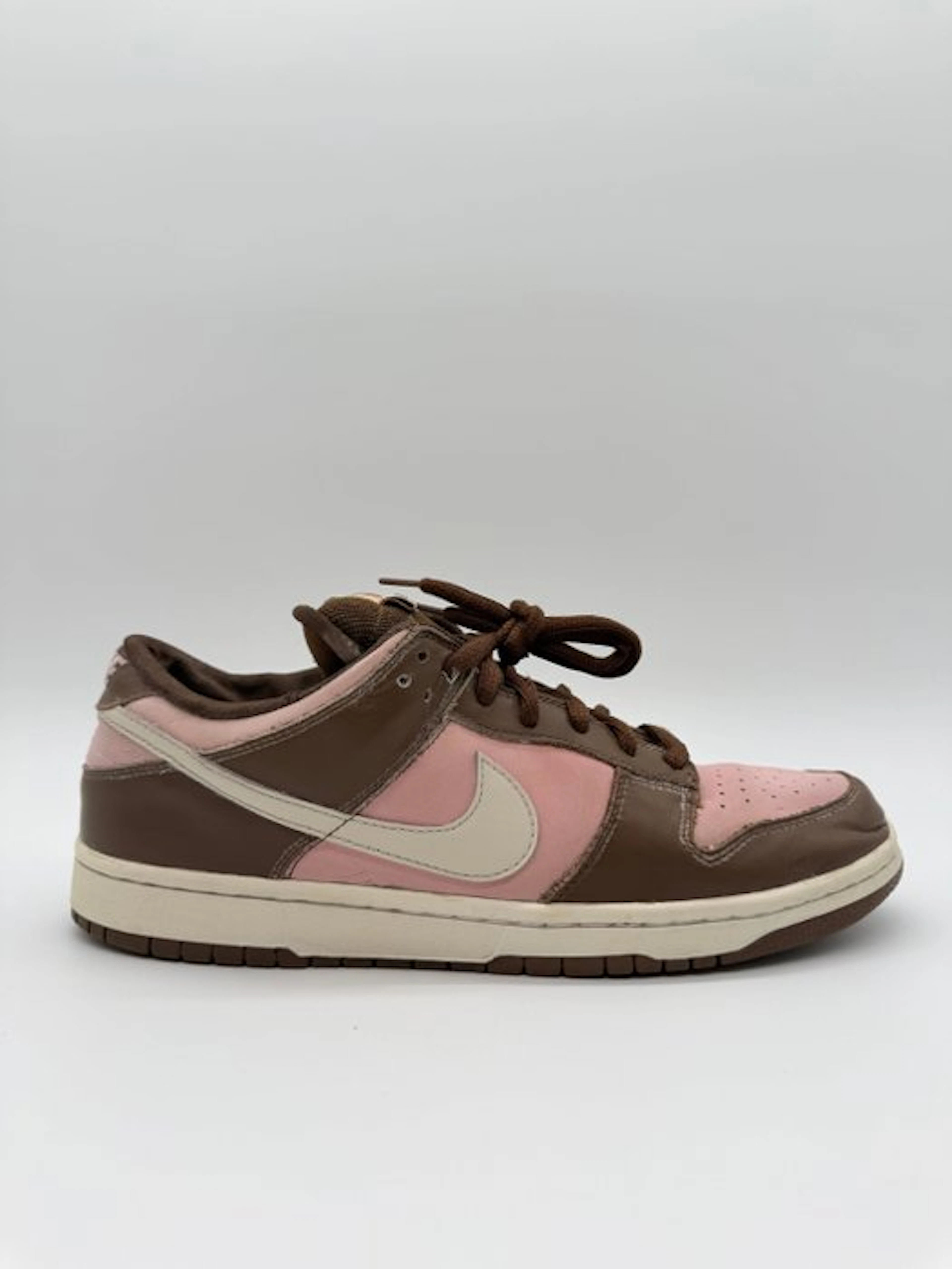 Nike - Nike SB Dunk Low Stussy Cherry - Sneakers - Size: EU 45 - Vintage