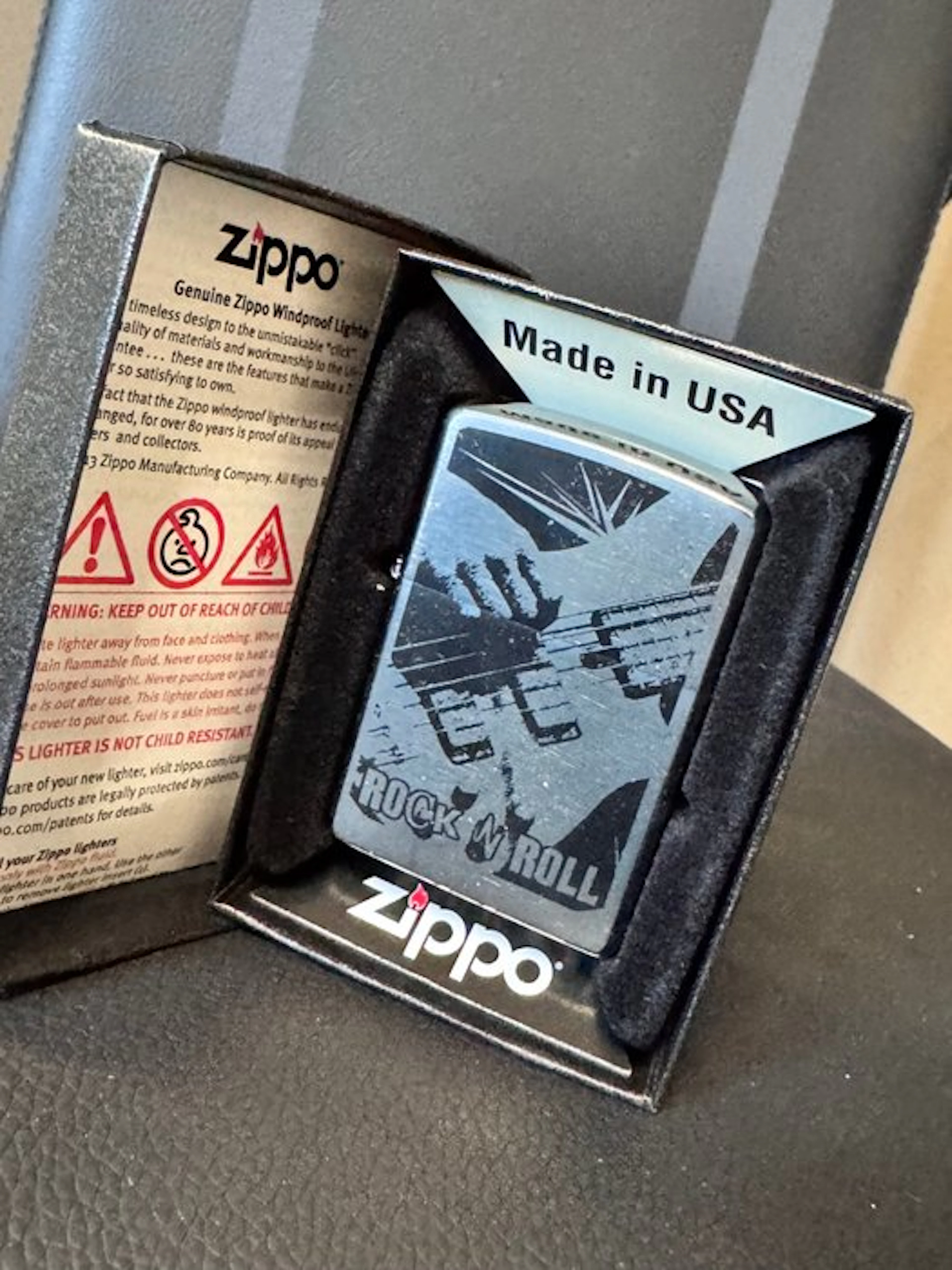 Zippo - Planeta Rock and Roll - No reserve price - Lighter - Steel (stainless)