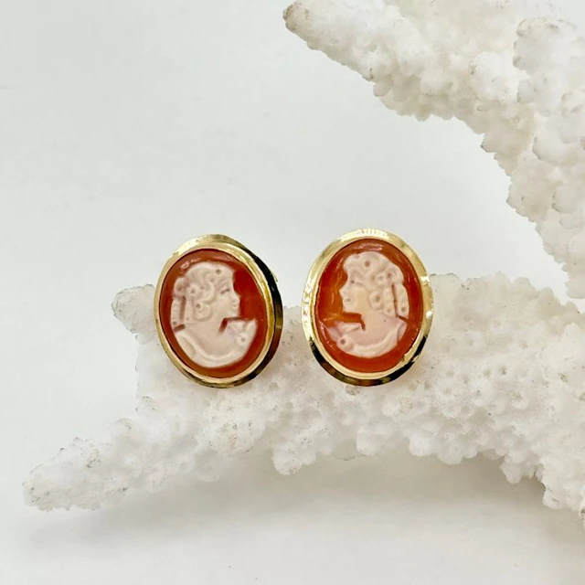Silver, Hand-carved Cameo earrings - Cameo - CASSIS RUFA