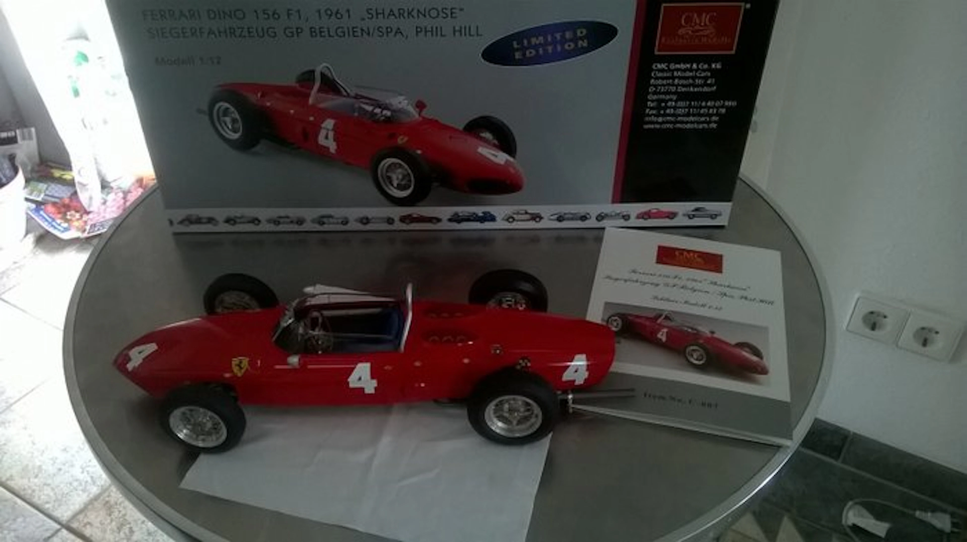 CMC 1:12 - Model car - CMC Ferrari Dino 156 F1 # 4 Phil Hill