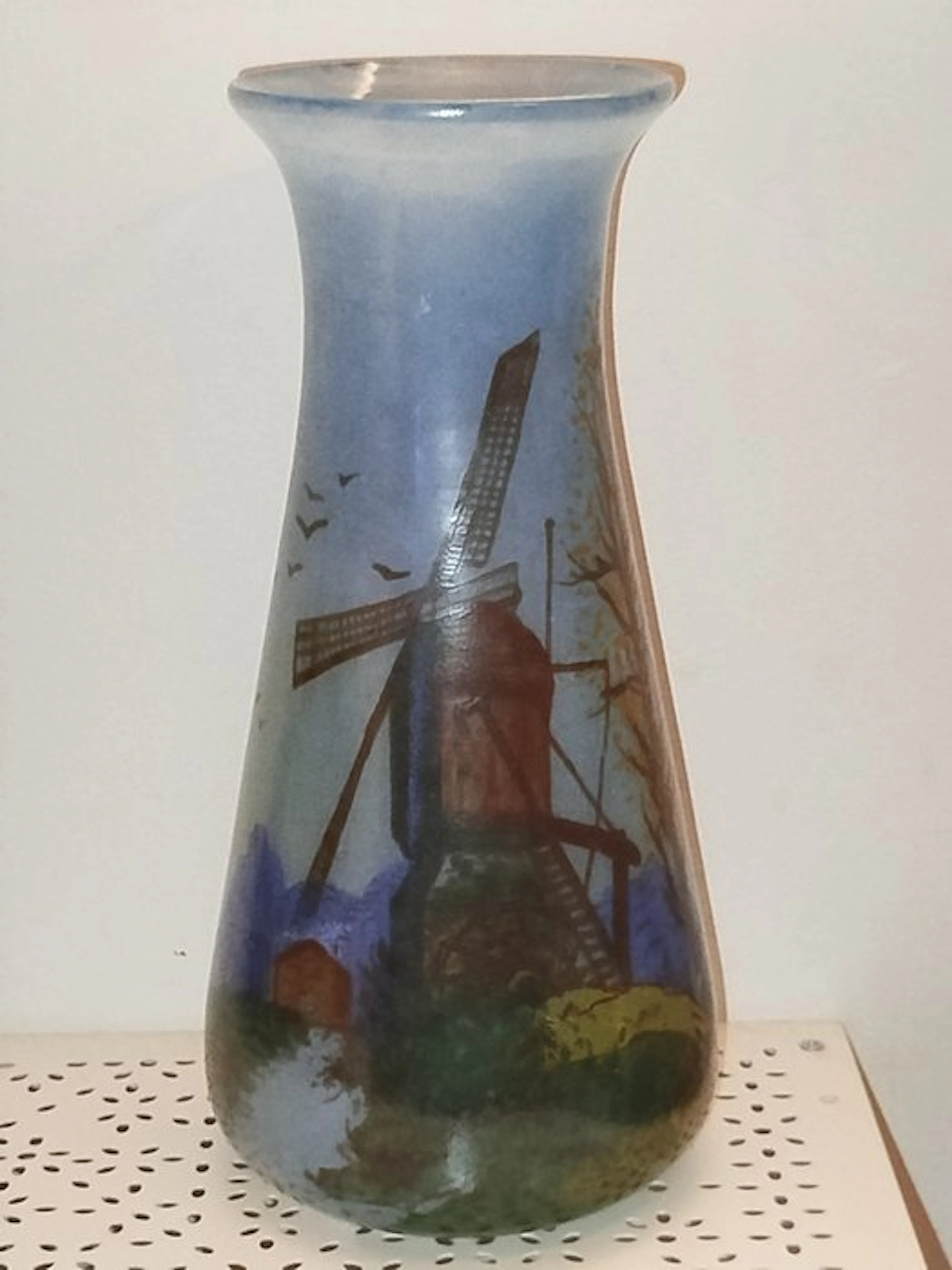 (1839-1916) - vase répertorié "Thionville" signé Leg...