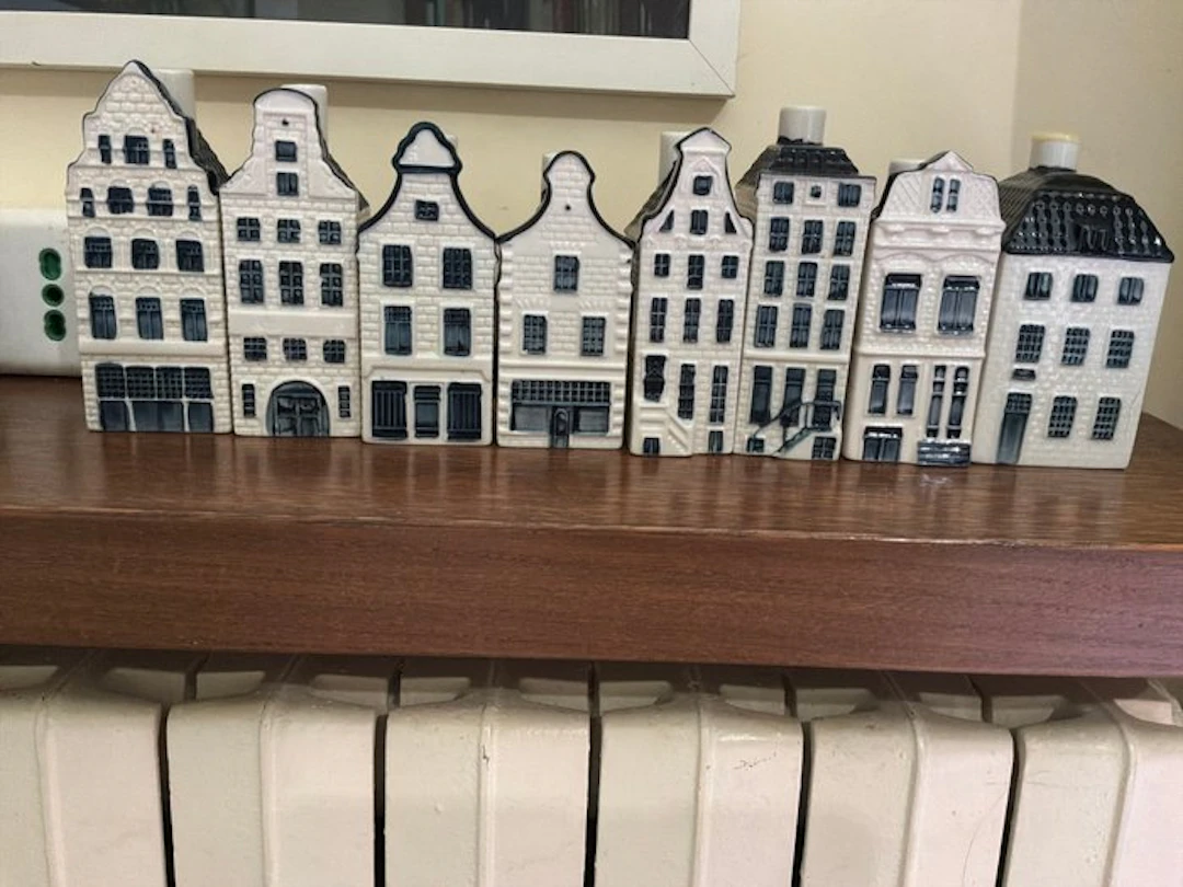 KLM house (8) - KLM - No. 30-36-38-41-42-55-57-71