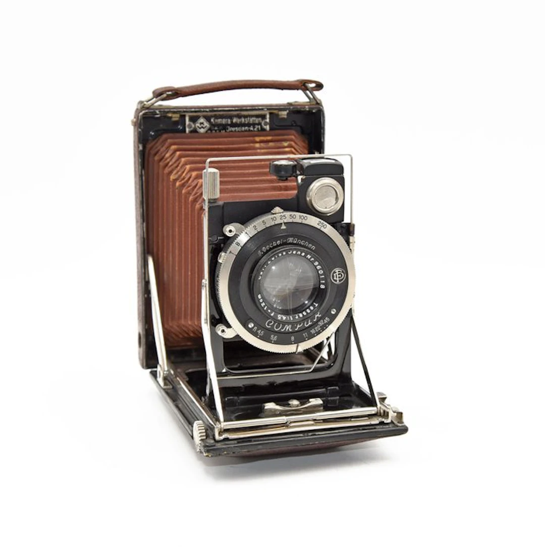 Kamera Werkstätten Patent Etui Analogue camera