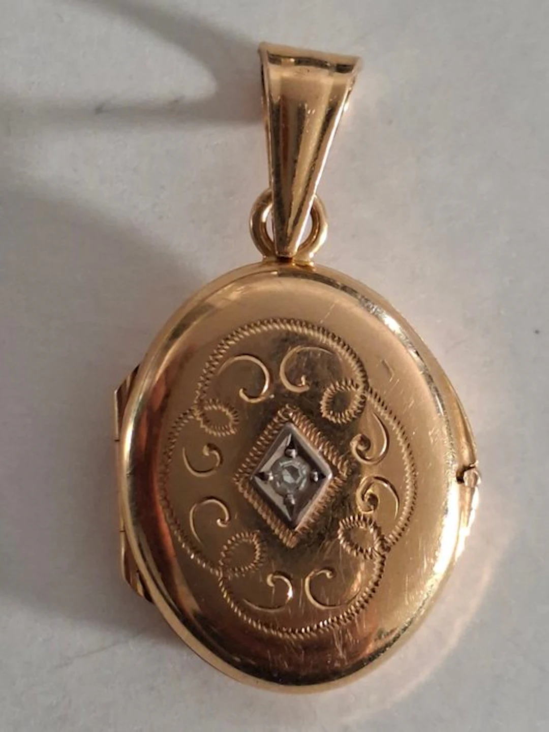 Locket - 18 kt. Yellow gold