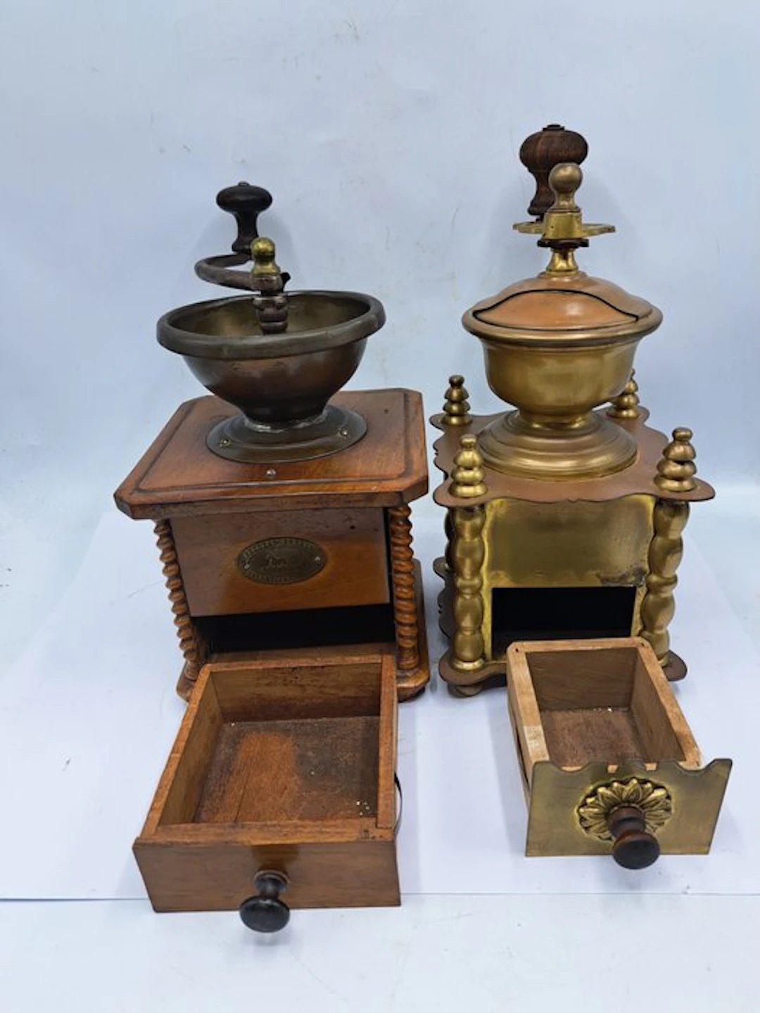 Peugeot & Freres - Coffee grinder - Hand mills - Brass - Two Schoot Mills