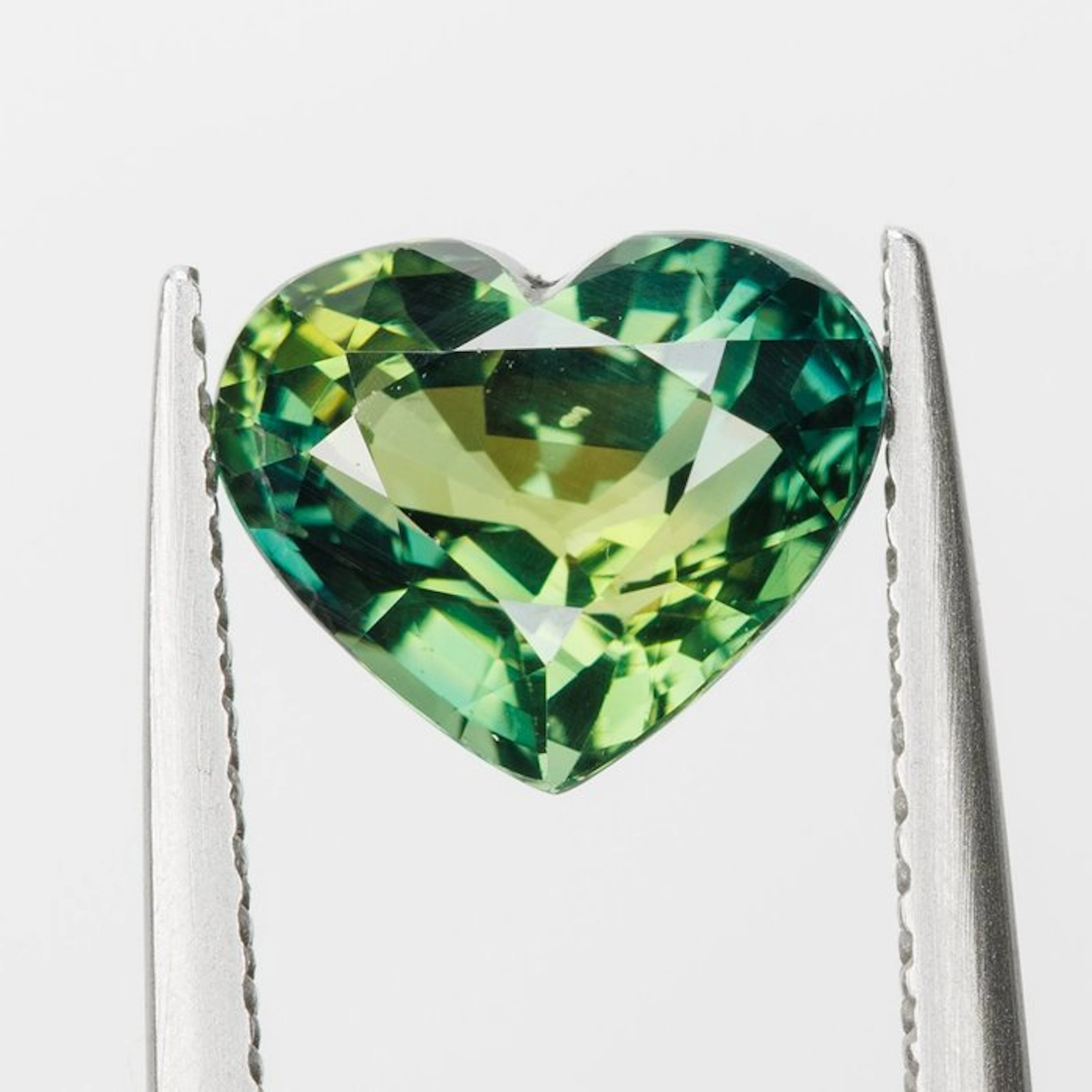 1 pcs Blue, Green Sapphire - 2.03 ct - Gemological Institute of America (GIA)