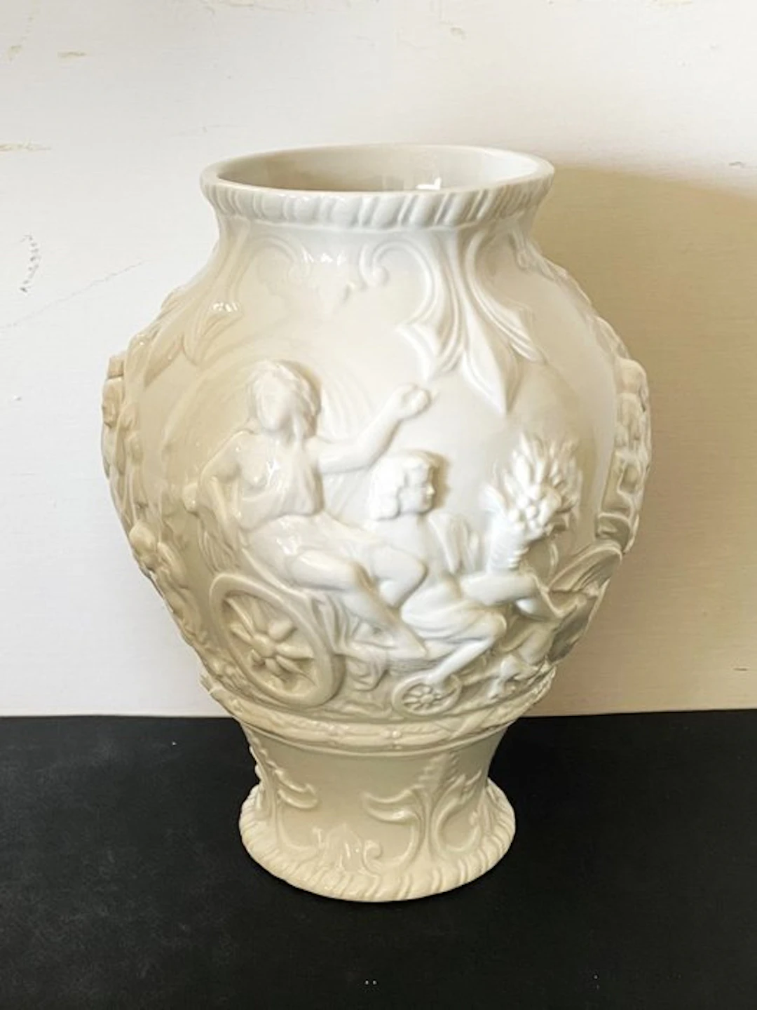 Richard Ginori - Vase - Porcelain - Istoriato vase