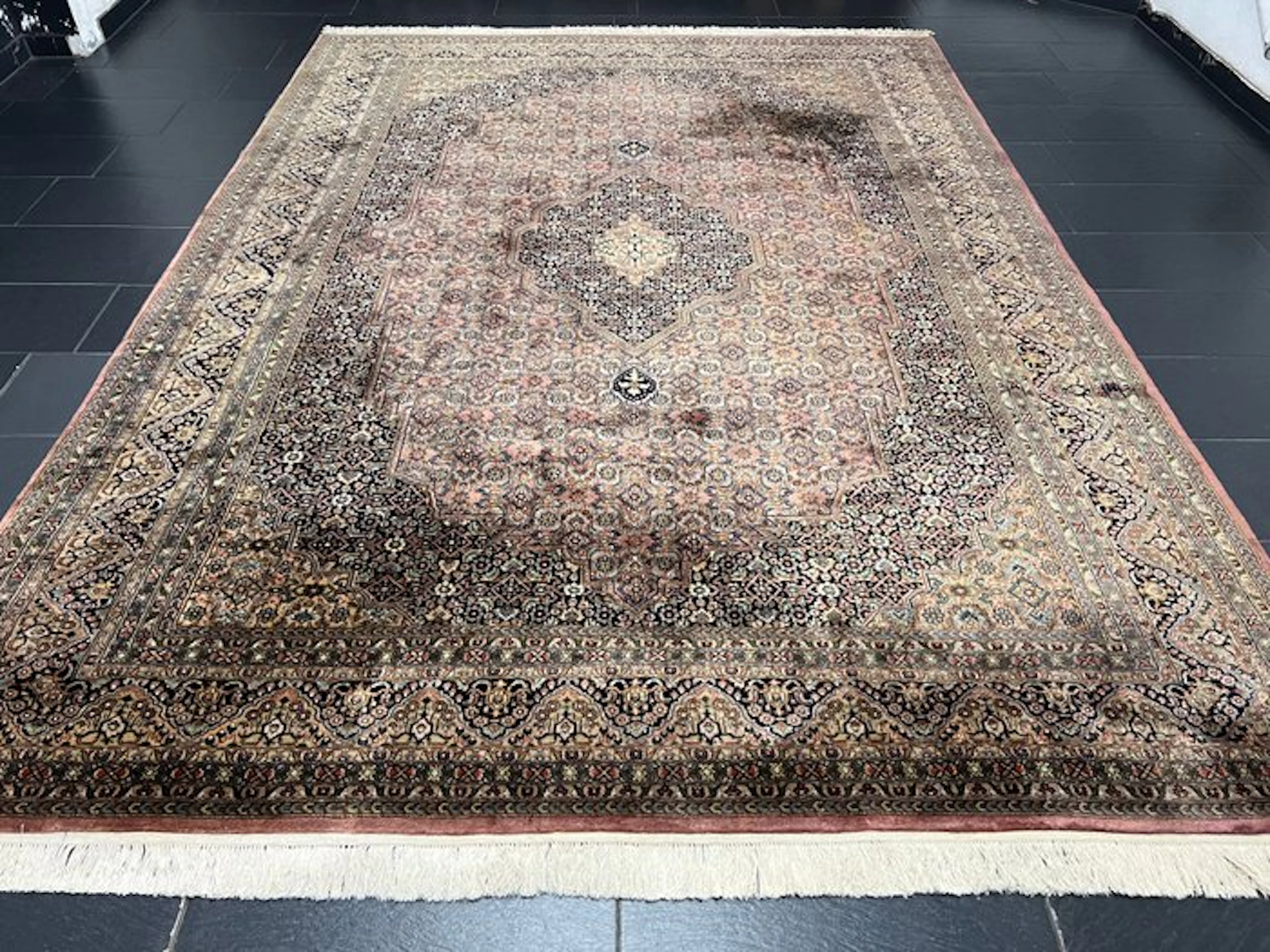 Bidjar - Rug - 345 cm - 250 cm