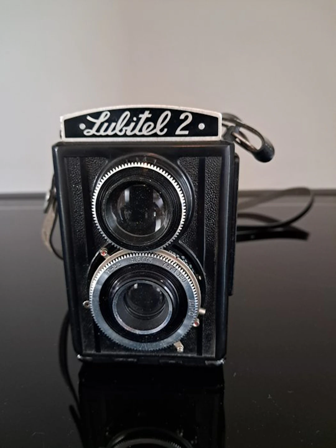 BeLOMO Lubitel 2 | TLR Analogue camera