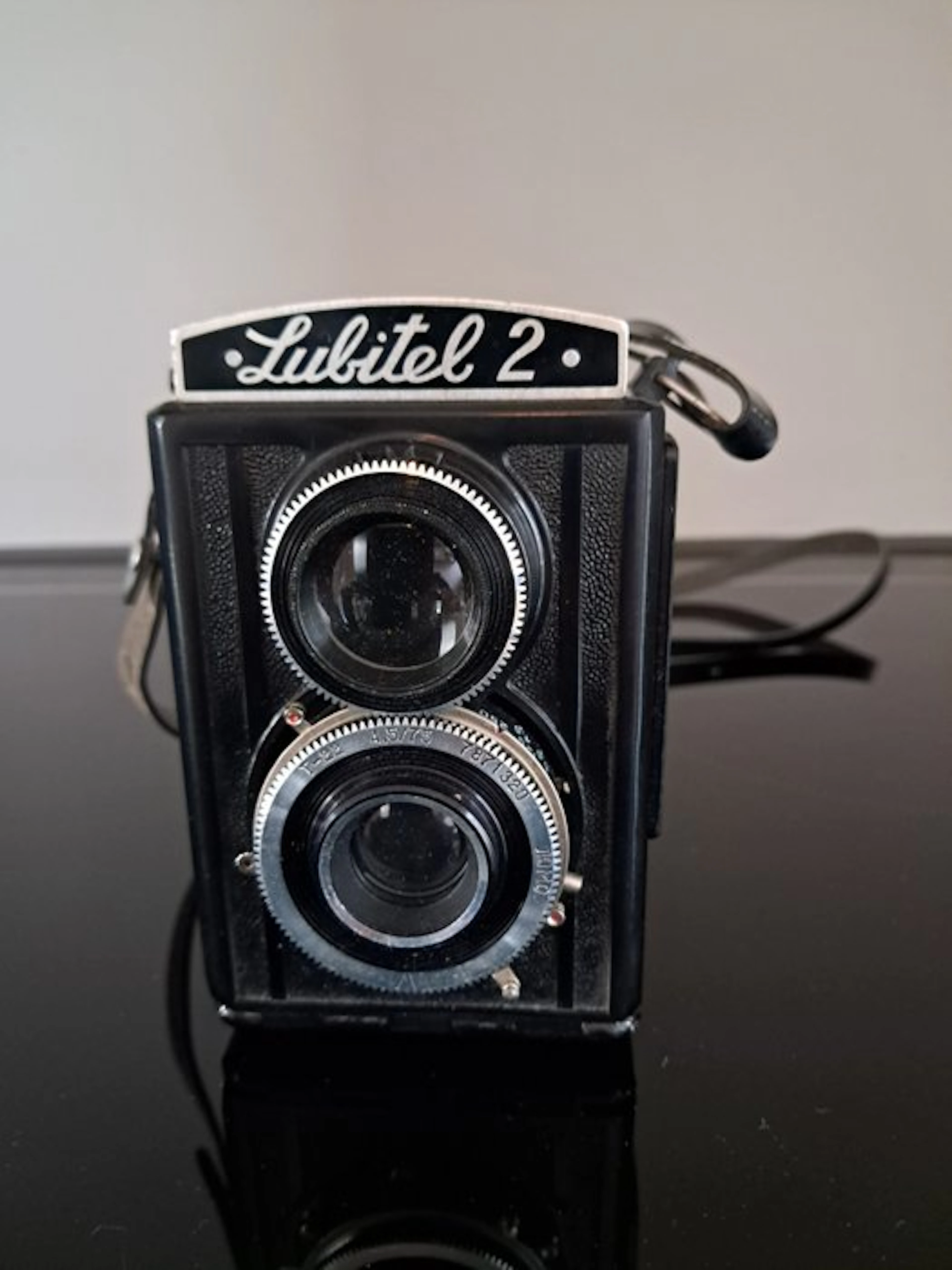 BeLOMO Lubitel 2 | TLR Analogue camera