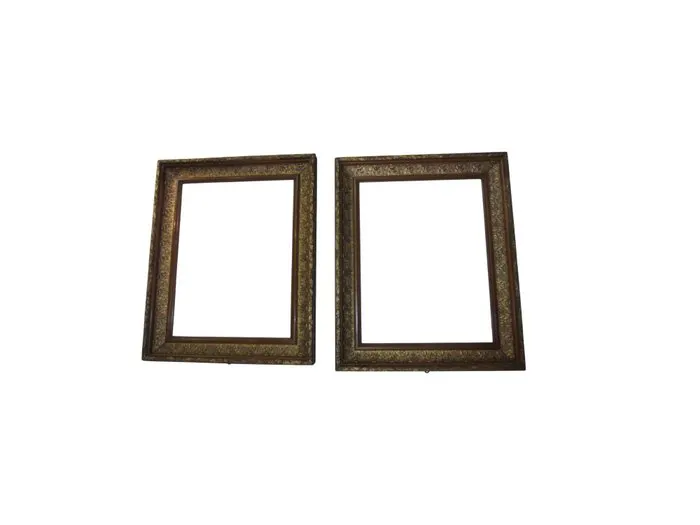 Frame - Wood / plaster and gilded paste - Italy in the 1800s