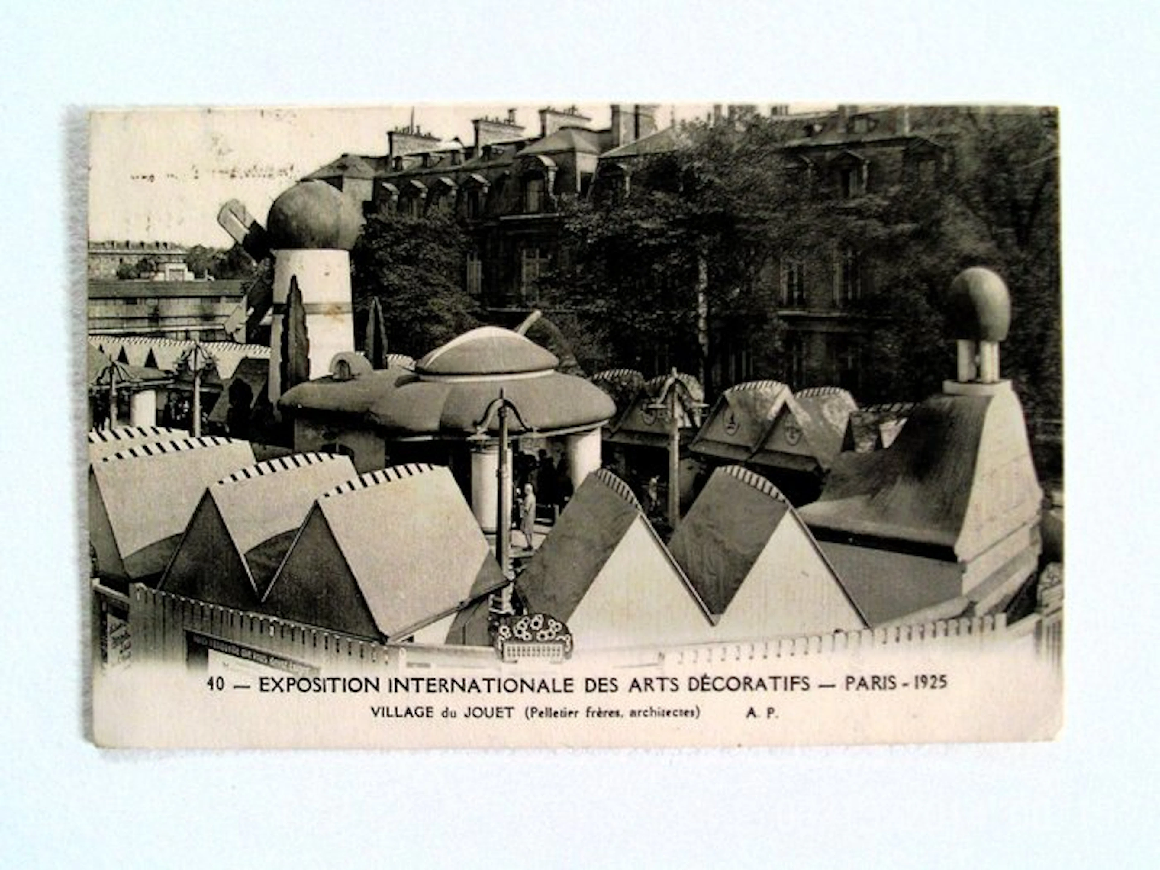 France - Paris - Arts Deco - Old Montmartre - Metro works...