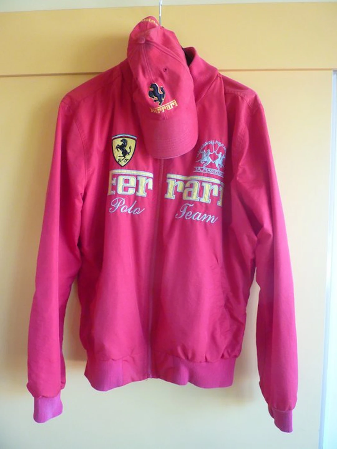 Coat - Ferrari - Vintage Ferrari Polo Team jacket + cap