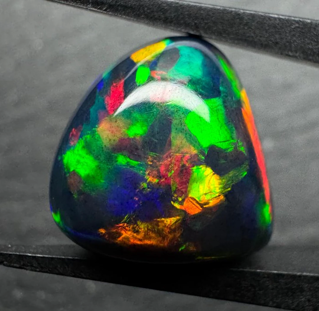 Opal Cabochon- 1.86 g