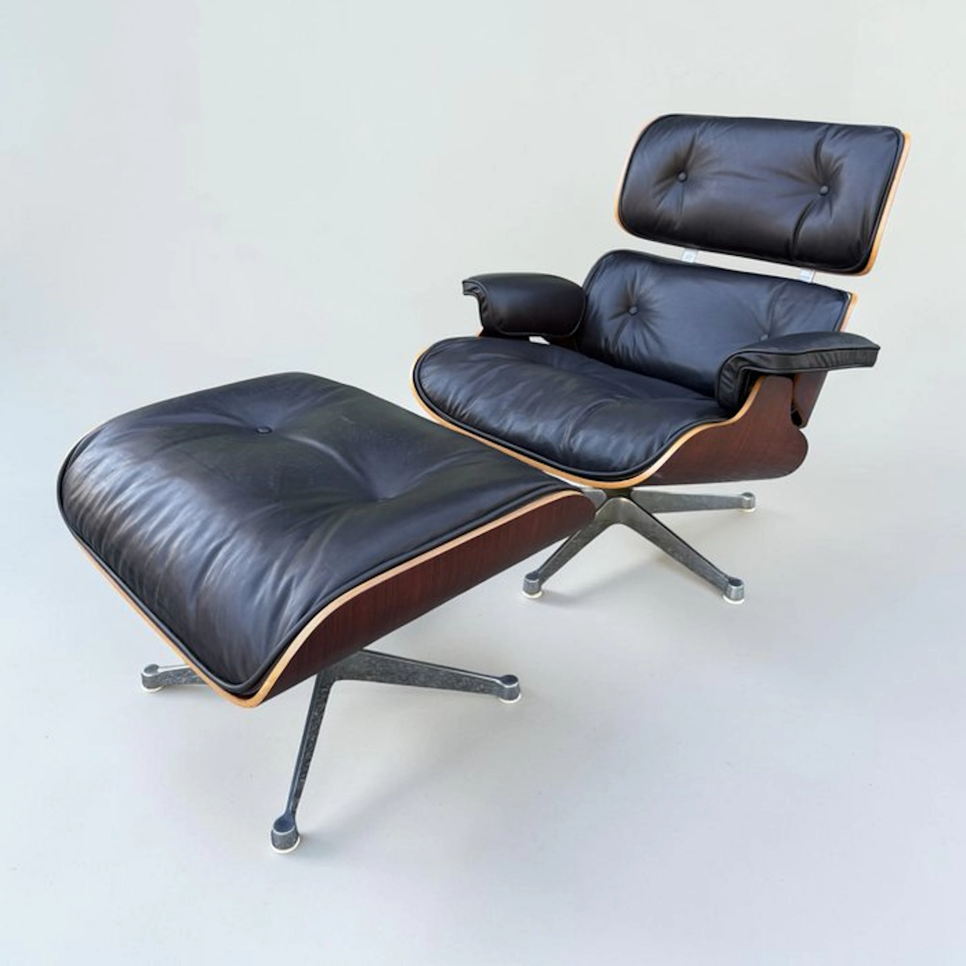 ICF - Charles & Ray Eames - Armchair (2) - Lounge Chair - Leather