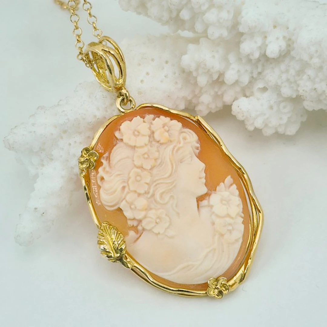 Silver, Gold-plated - Cameo - Hand-engraved cameo