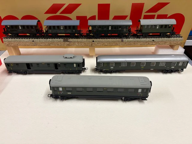 Märklin H0 - Model train locomotive (7) - Set of vintage Märklin passenger cars