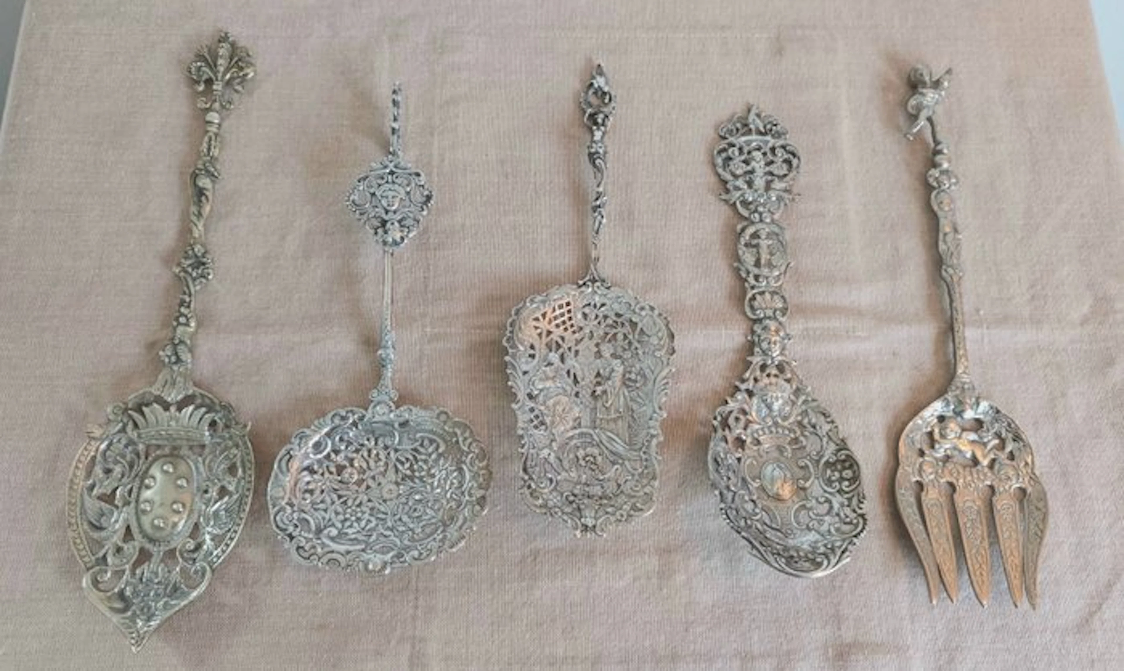 Cutlery set (5) - Silverplated - 5 Large Vintage Spoons
