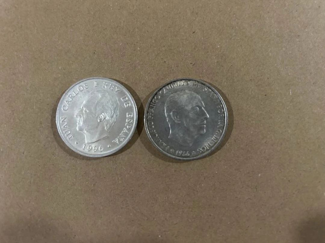 Spain. 100 Pesetas 1966 y 1996 (No reserve price)