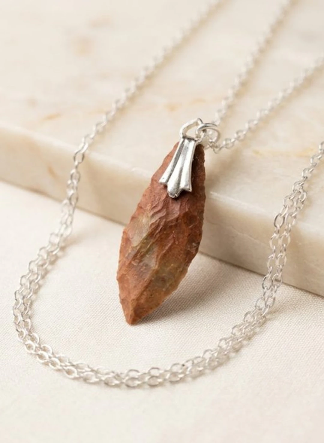 Musterian Flint Arrowhead - 3 cm (No reserve price)