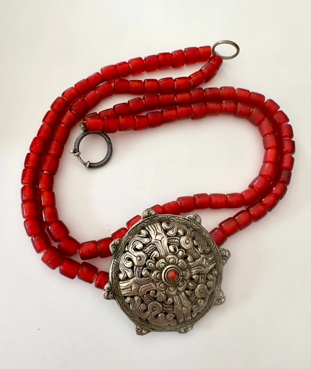 Silver, Glass beads - Necklace - In silver and pearls