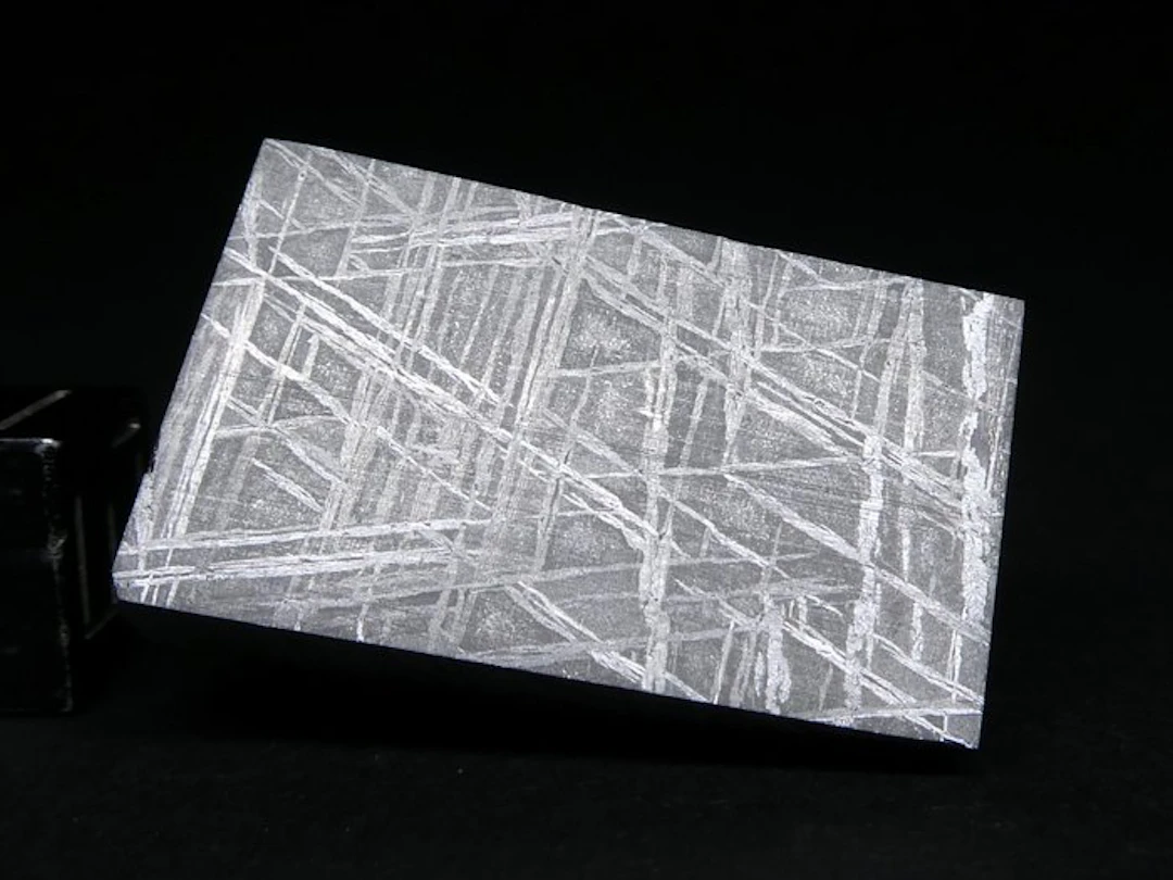 Ungrouped Iron Meteorite NWA 7335 plessitic Octahedrite - 21.3 g