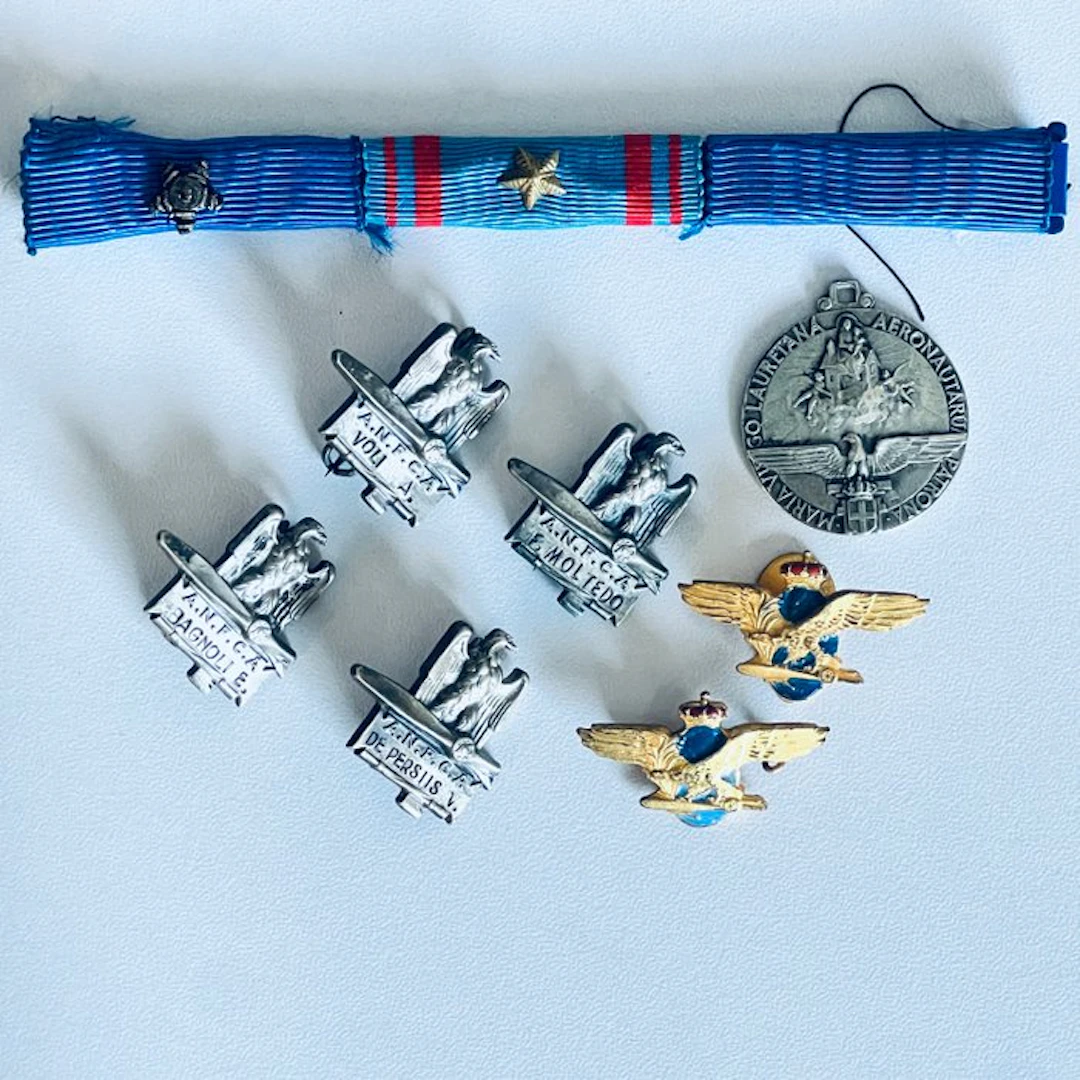 Italy - Royal Italian Air Force - Military medal - Lot of...