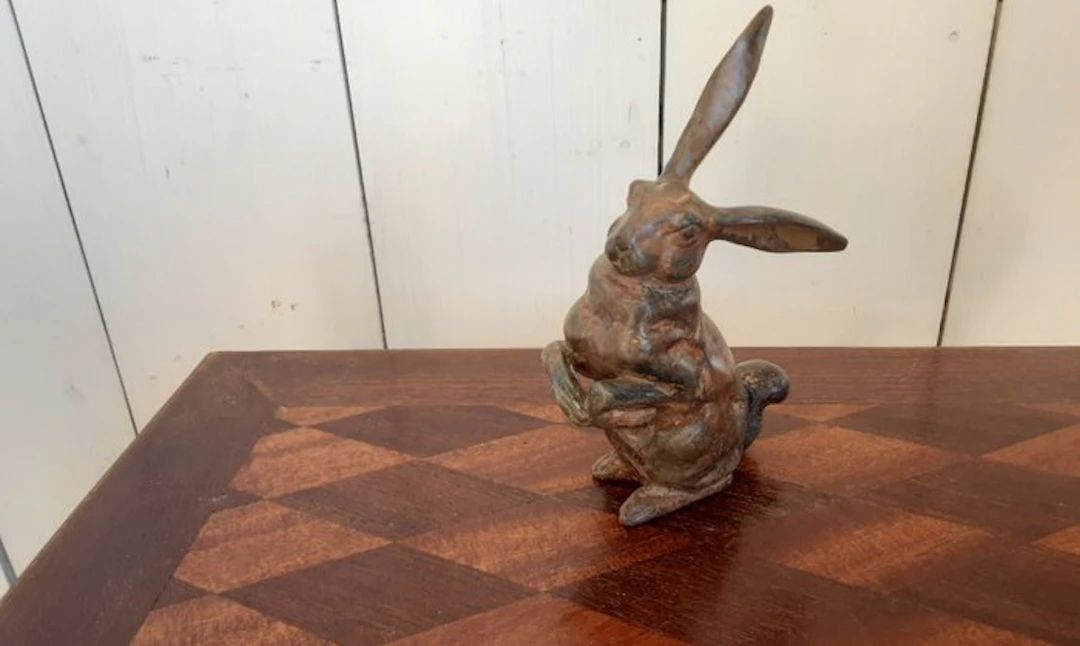 P.Chenet - Statue, Konijn - 14.5 cm - Bronze