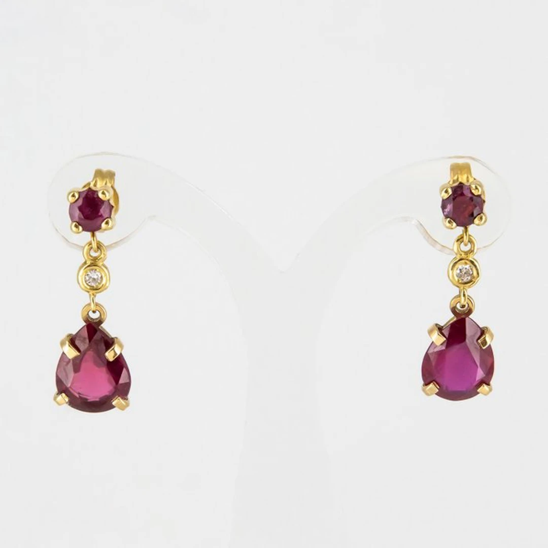 Earrings - 18 kt. Yellow gold Ruby - Diamond
