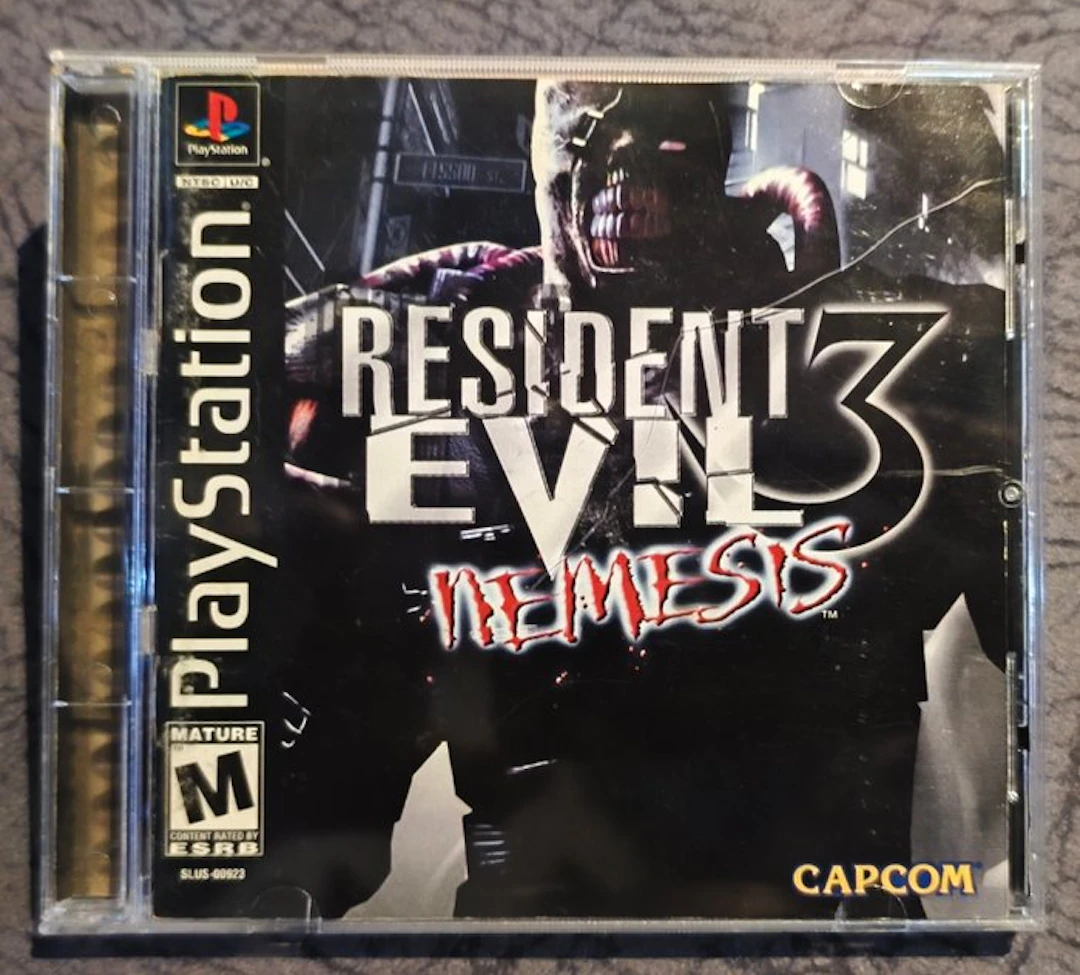 Sony, Capcom - Playstation 1 (PS1) - Resident Evil 3...