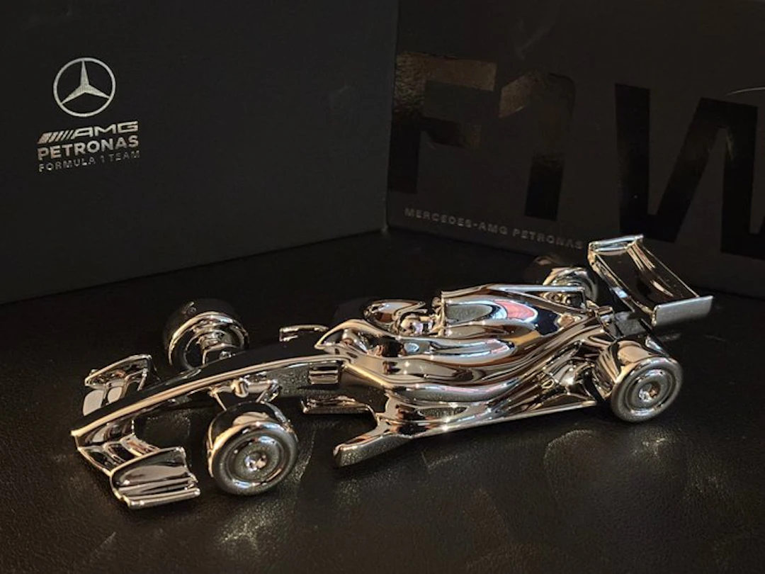 Model - Mercedes-Benz - Mercedes-AMG Petronas F1 W17 –...