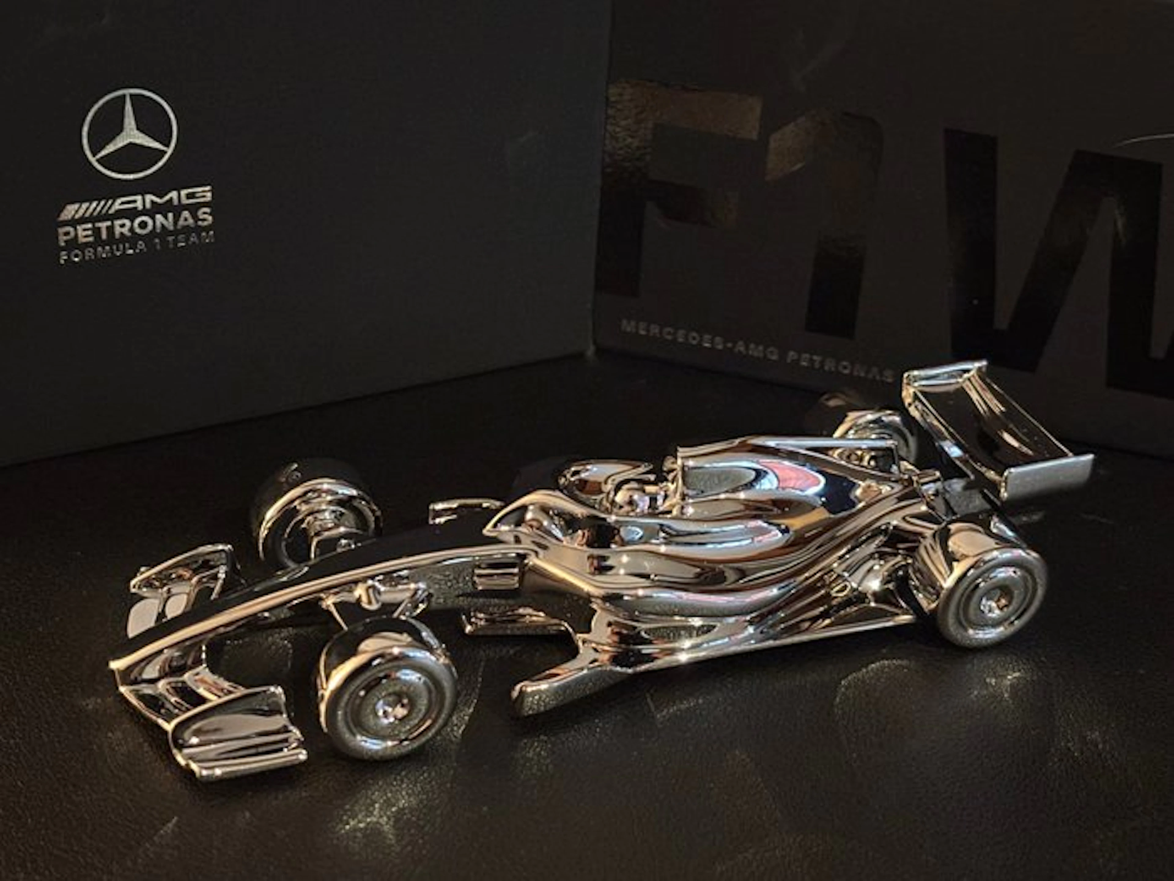 Model - Mercedes-Benz - Mercedes-AMG Petronas F1 W17 –...