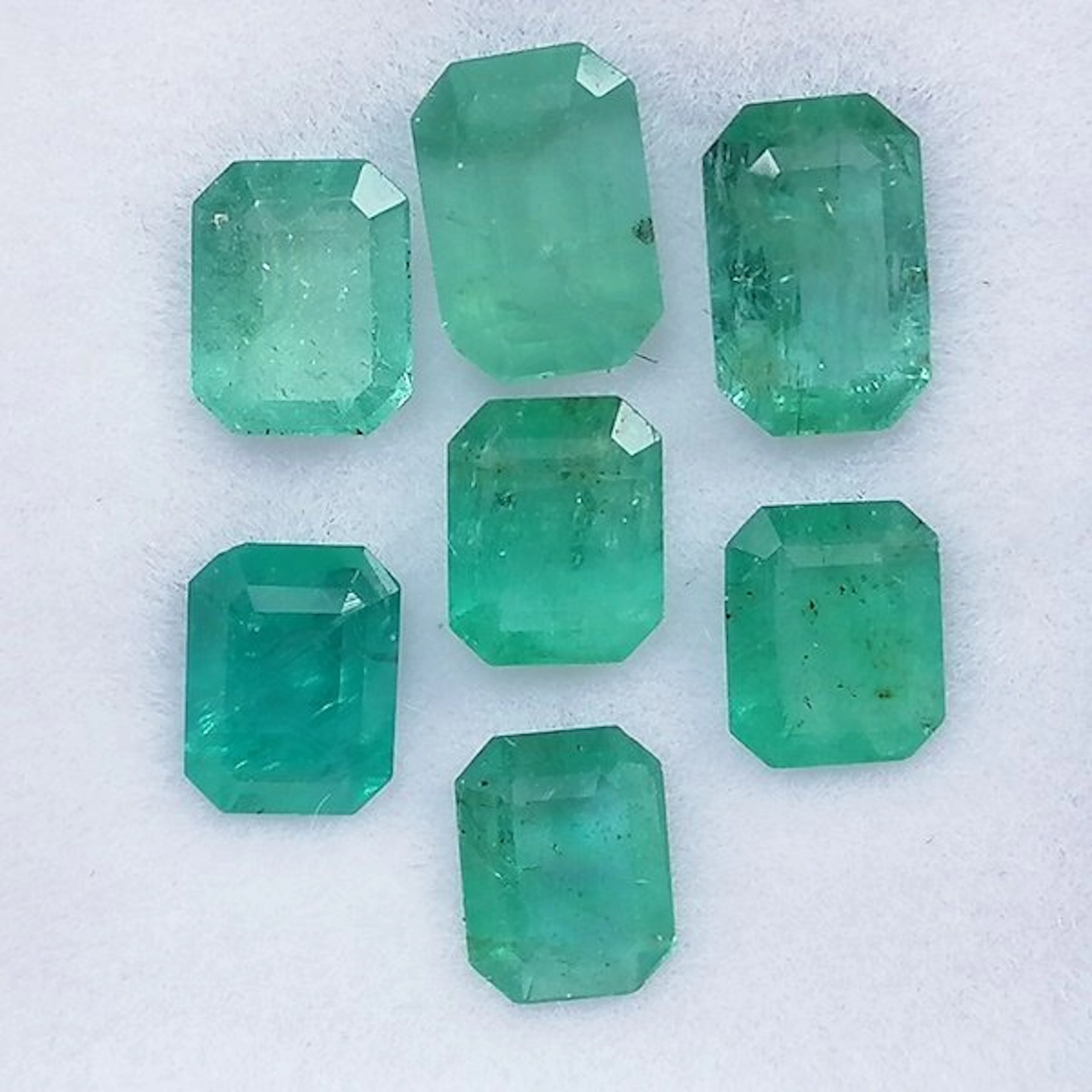 No reserve price - 7 pcs Emerald - 2.84 ct - Instituto...