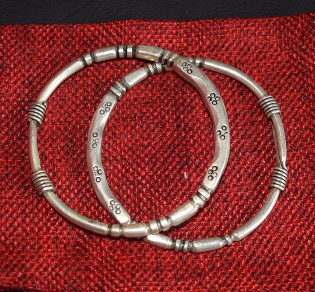 Pair of 2 traditional Miao–Hmong engraved bracelets