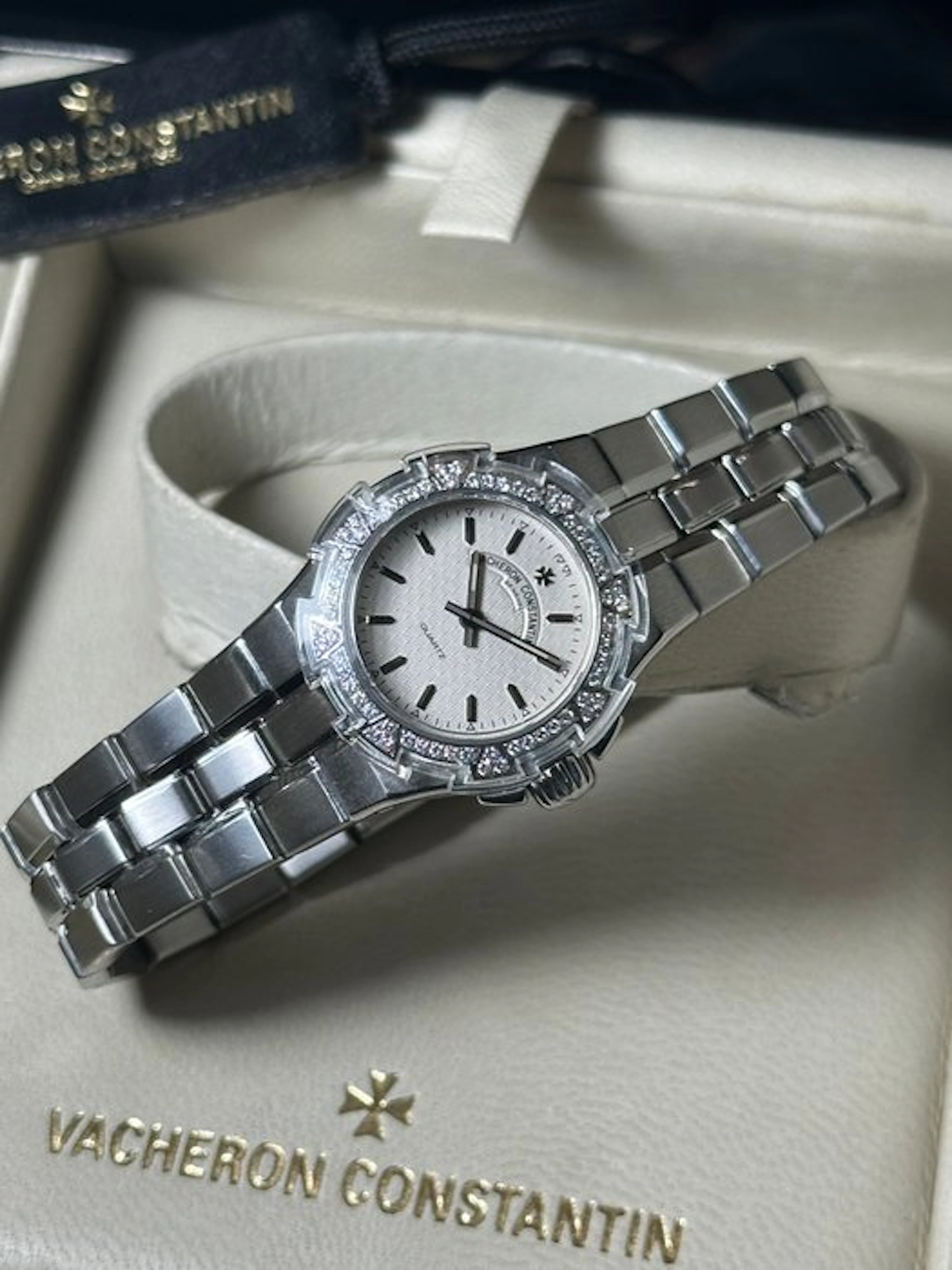Vacheron Constantin - Lady Overseas Factory Diamonds...