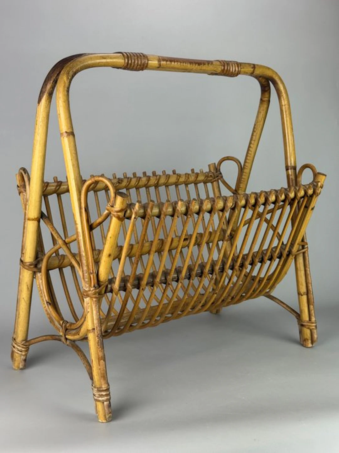 Magazine rack - Bamboo, Rattan - Europe (No reserve price)