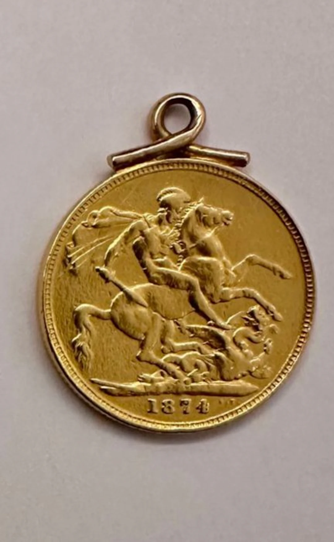 Australia. Victoria. Sovereign 1874 Melbourne