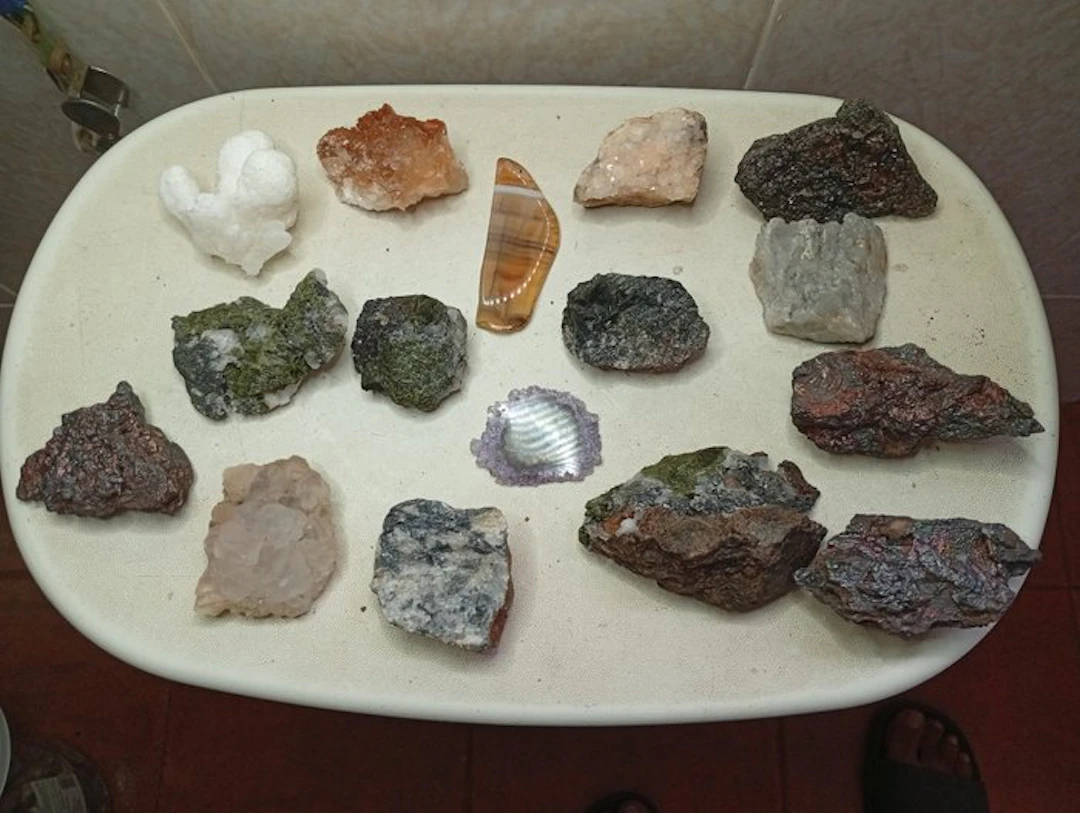 Crystal cluster- 1700 g - (17)