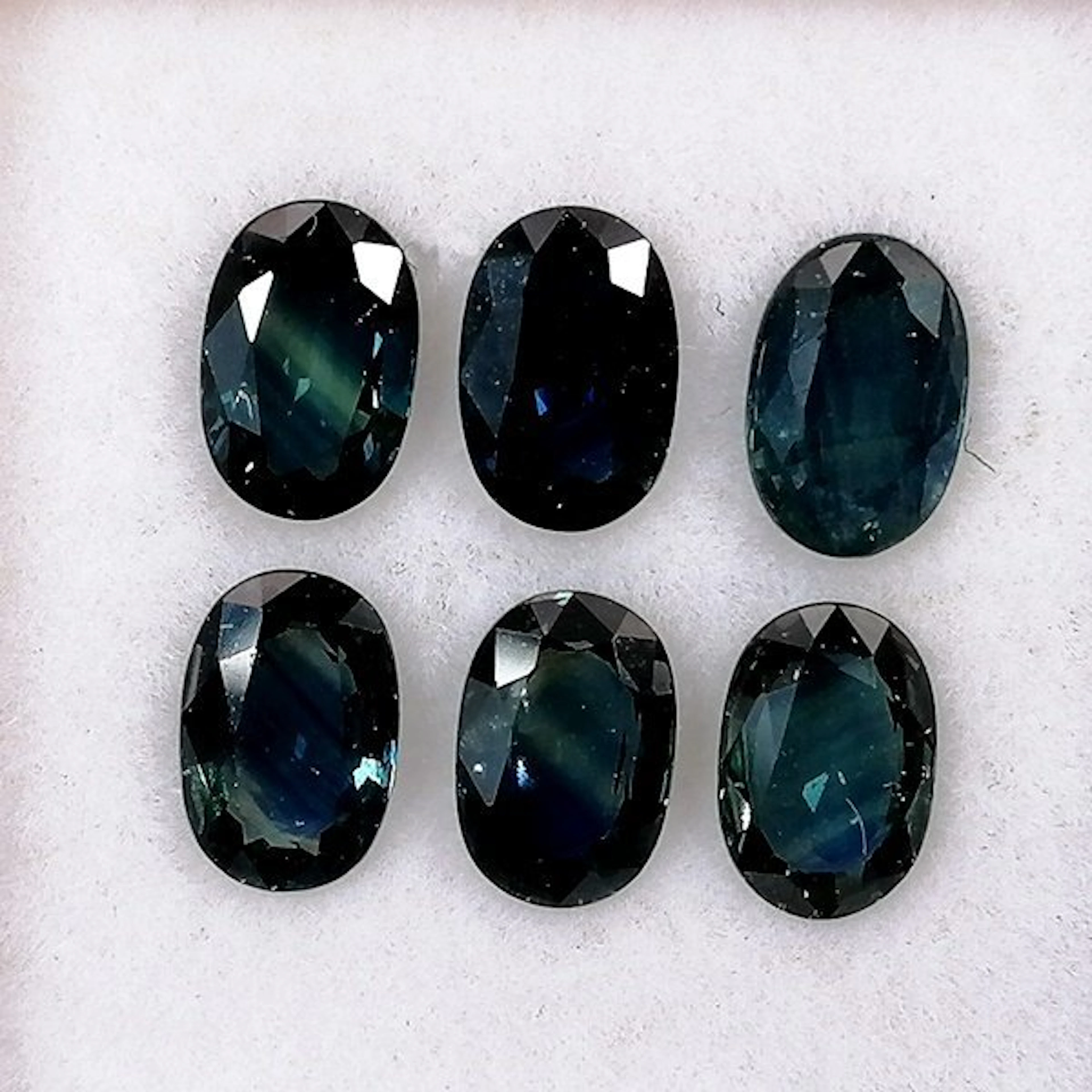 6 pcs Sapphire - 3.28 ct - Instituto Gemólogico Español (IGE)