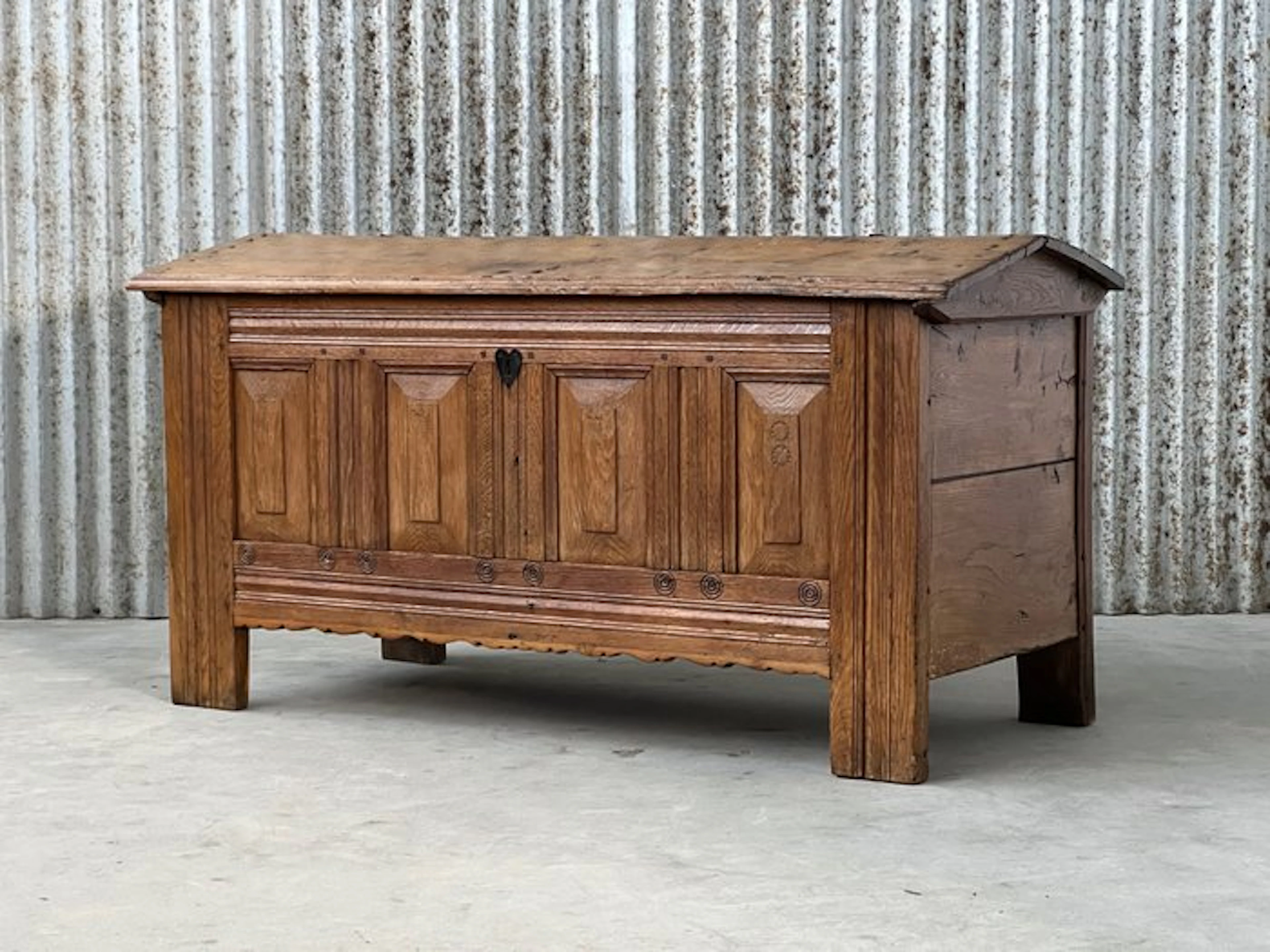 Casket - Oak - Beautiful patina