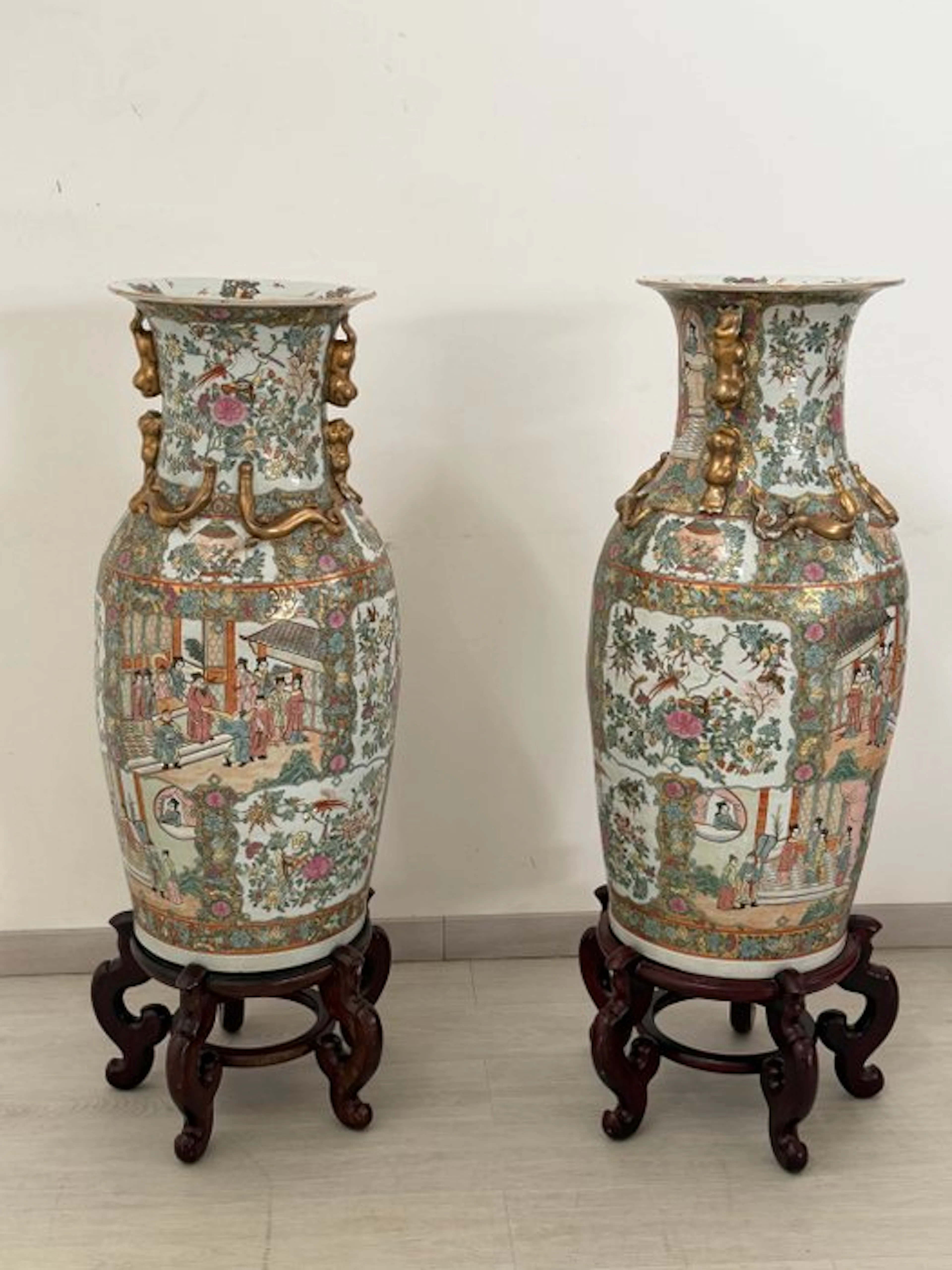 Vase - Wood, Porcelain - China