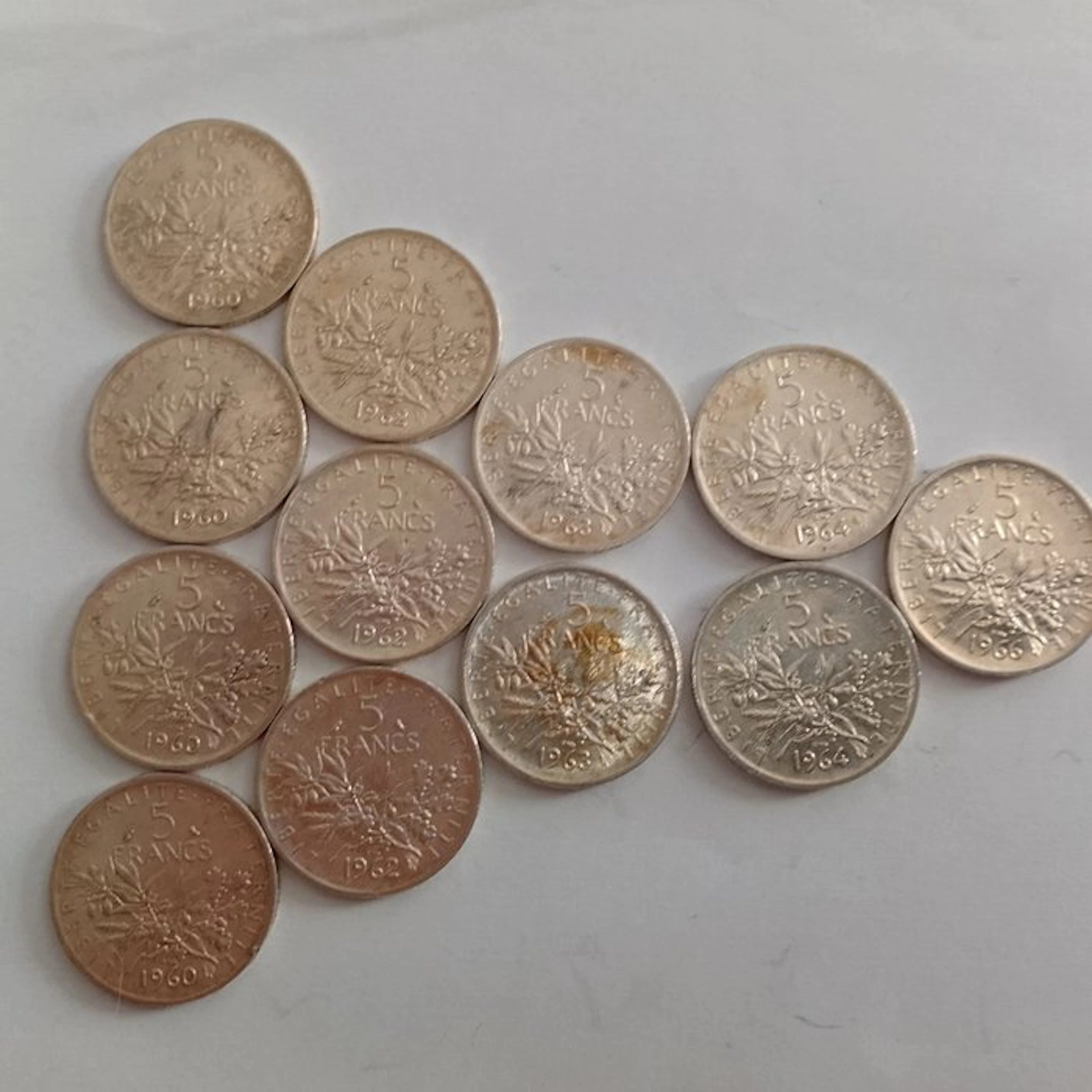 France. 5 Francs 1960 à 1966 Semeuse (lot de 12 monnaies en argent)