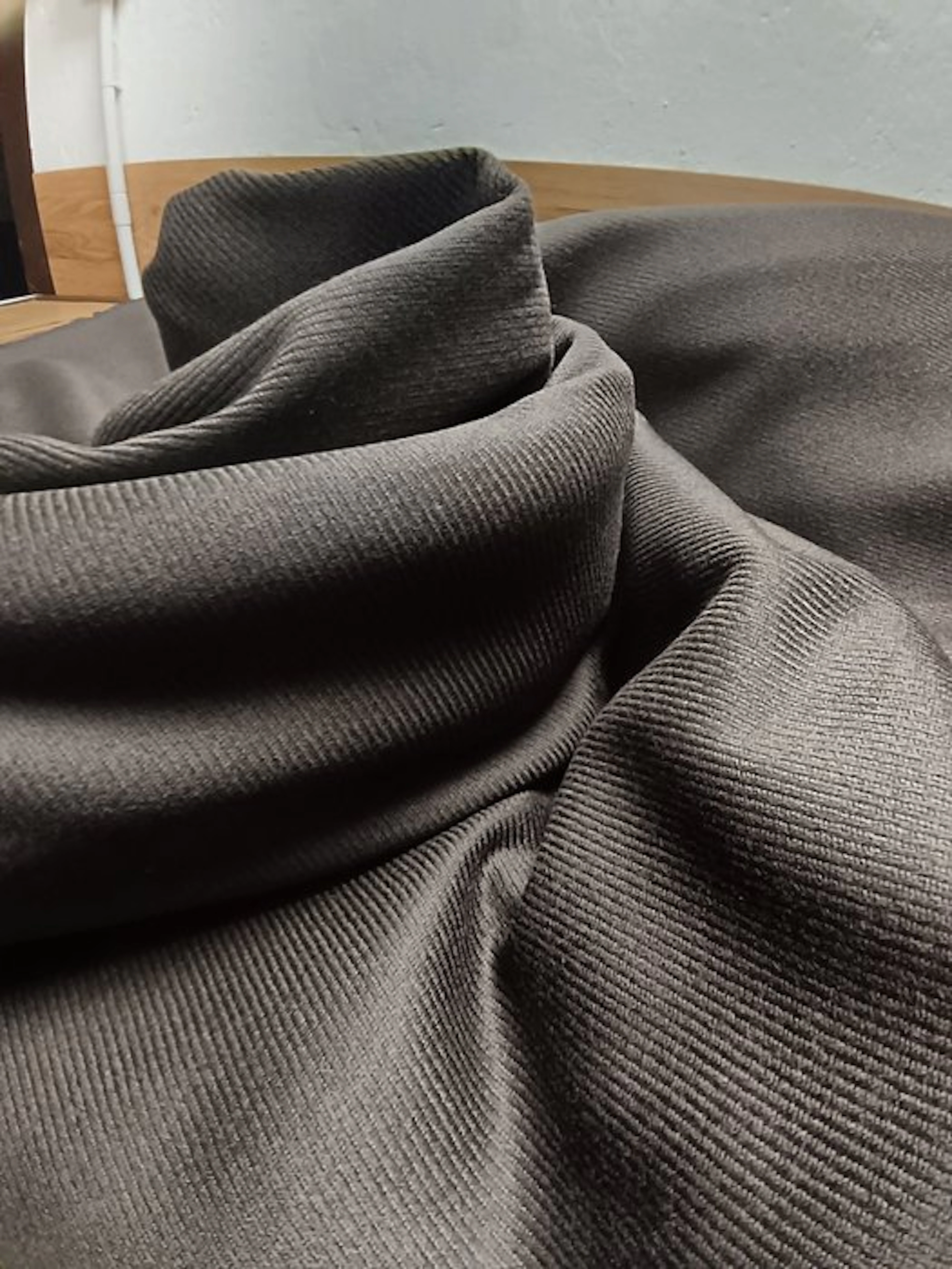 Gaberdine 100% pure wool E 690 size 6.60 x 1.60 m...