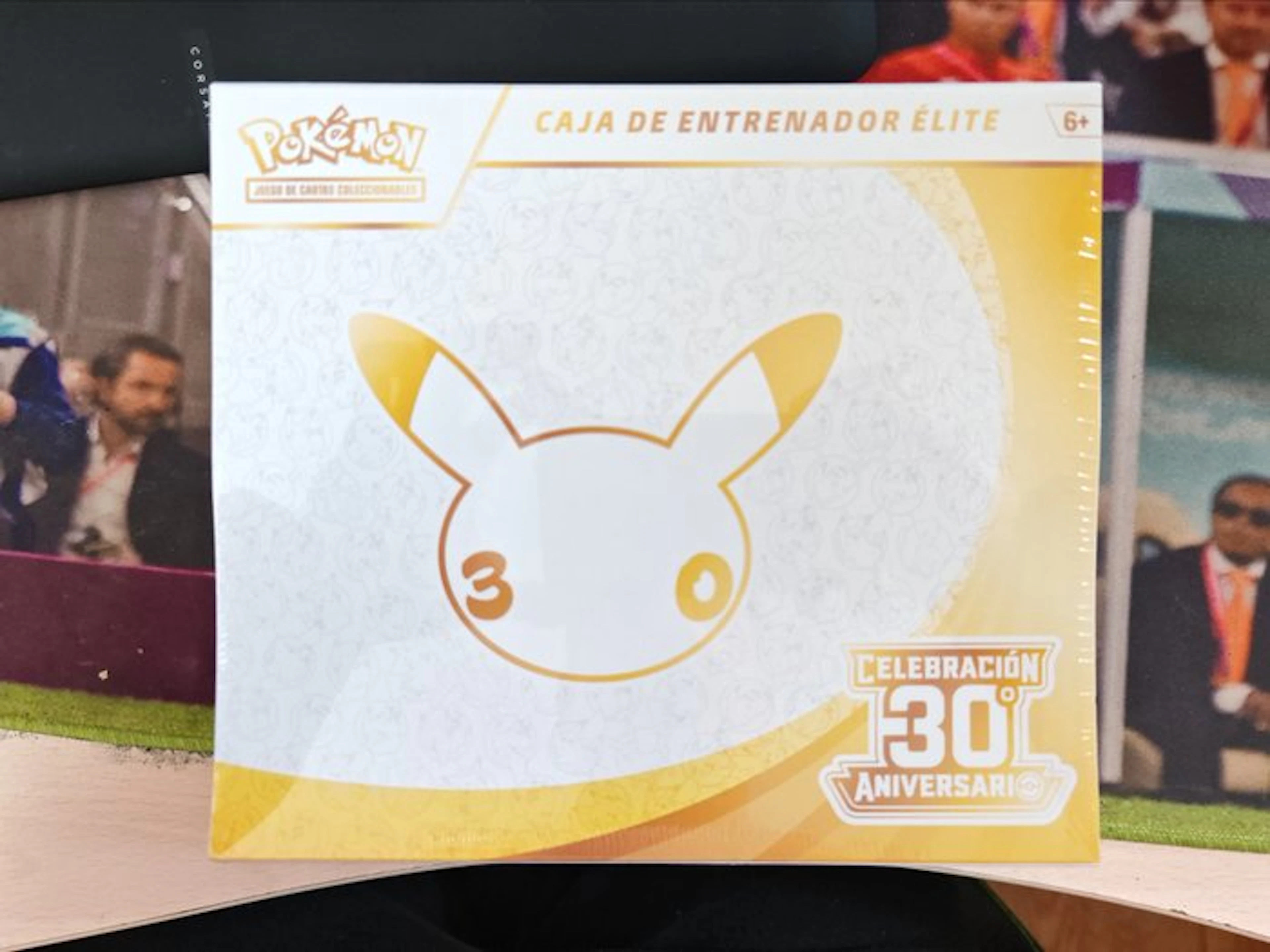 Pokémon Box - 30 Aniversario ETB Español - Various sets