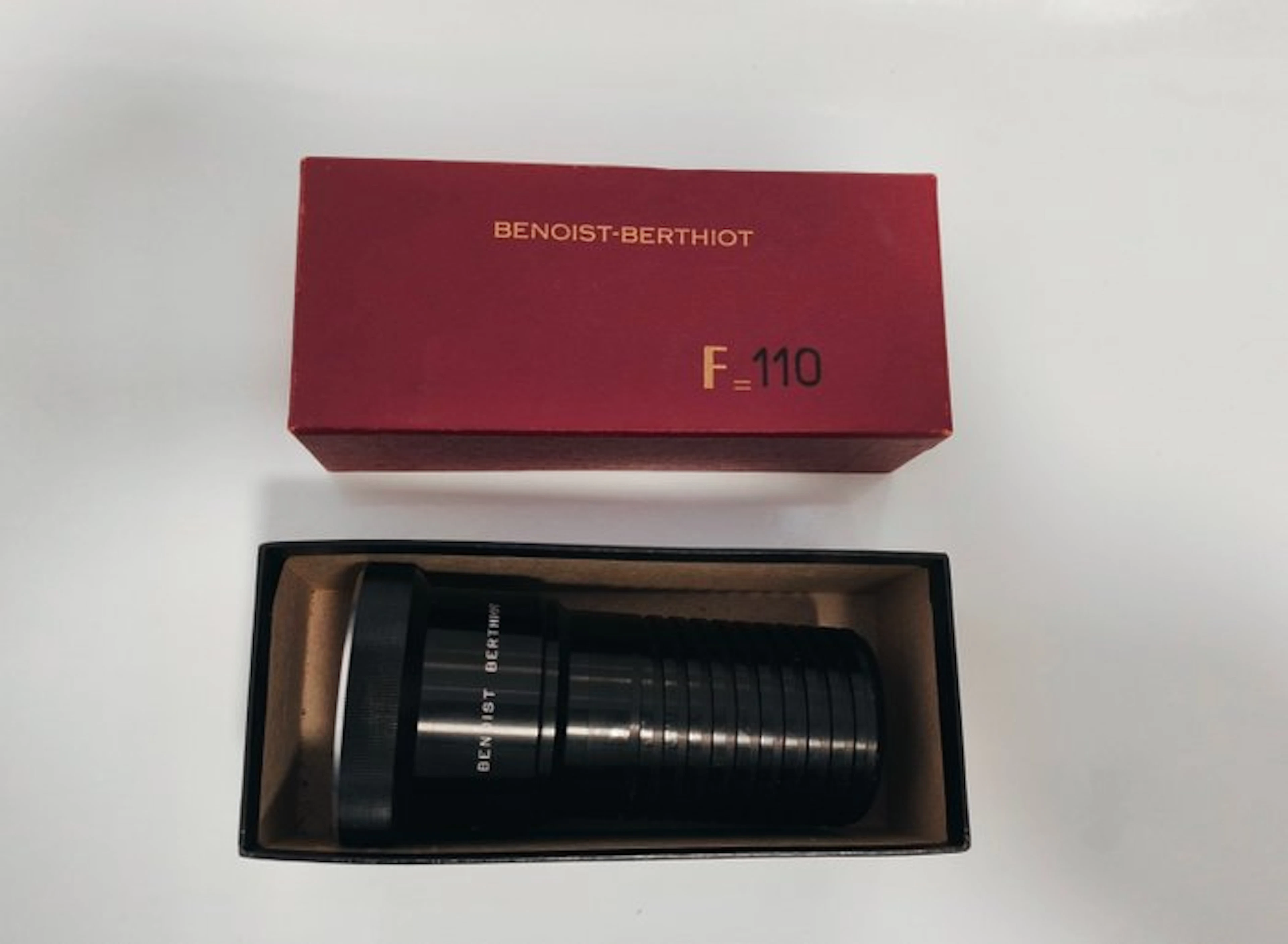 Benoist-Berthiot • Super Star MC 110mm f/2.4 "Bokeh-Monster" Projector lens