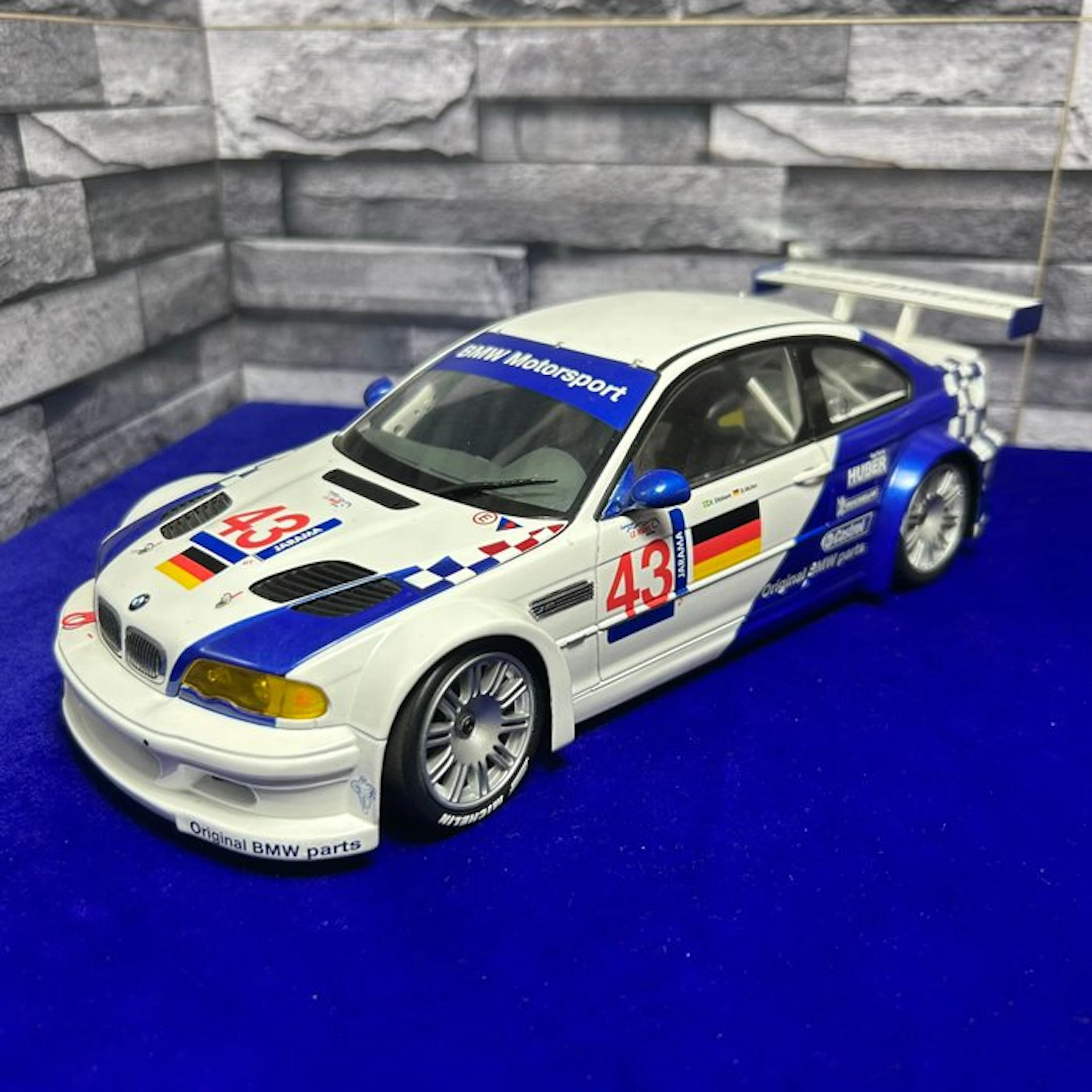 MiniChamps 1:18 - Model race car - Minichamps 1:18 (2001)...