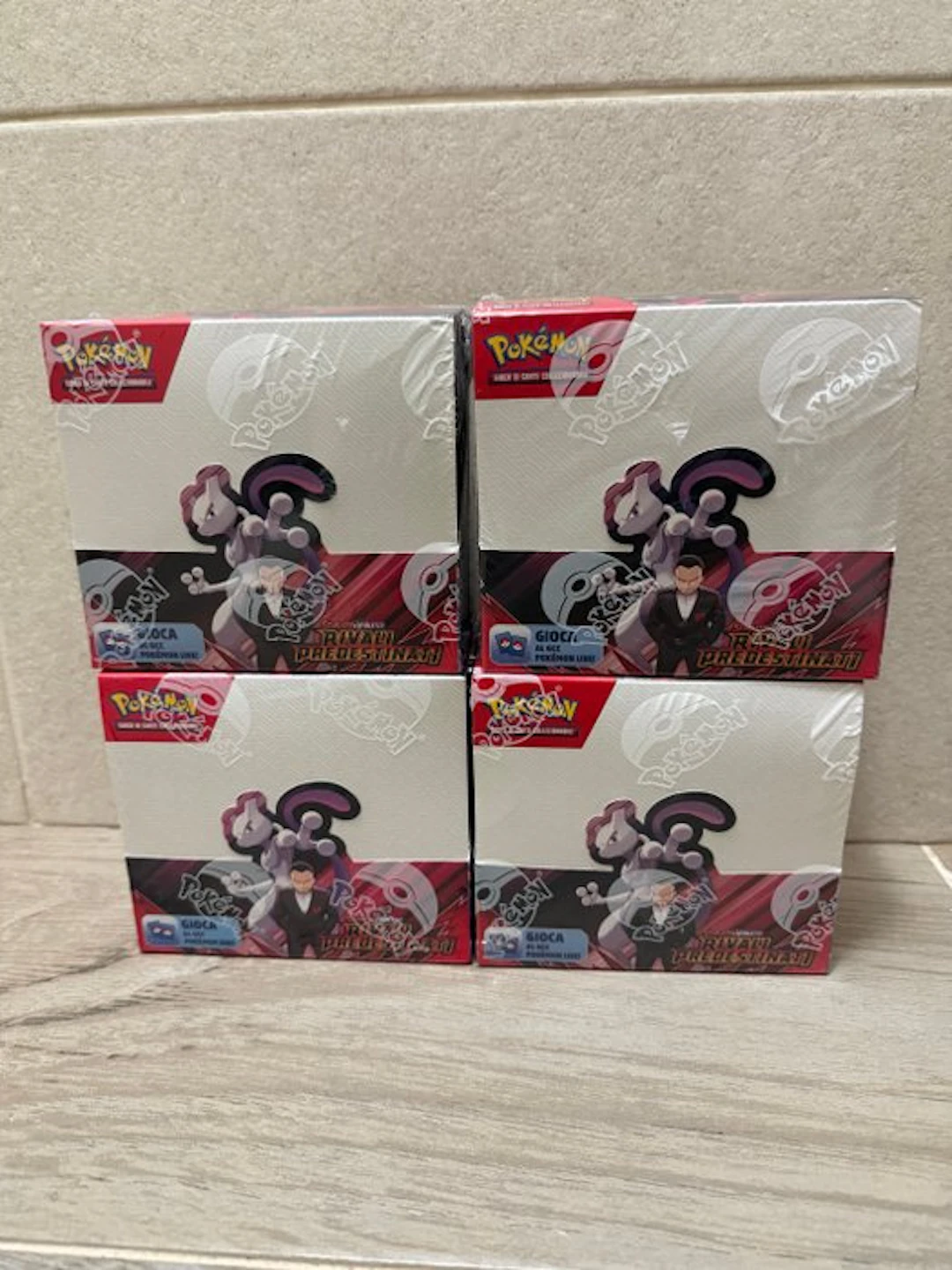 Pokémon - 4 Box - Box da 36 Bustine Rivali Predestinati (IT) - Scarlet & Violet