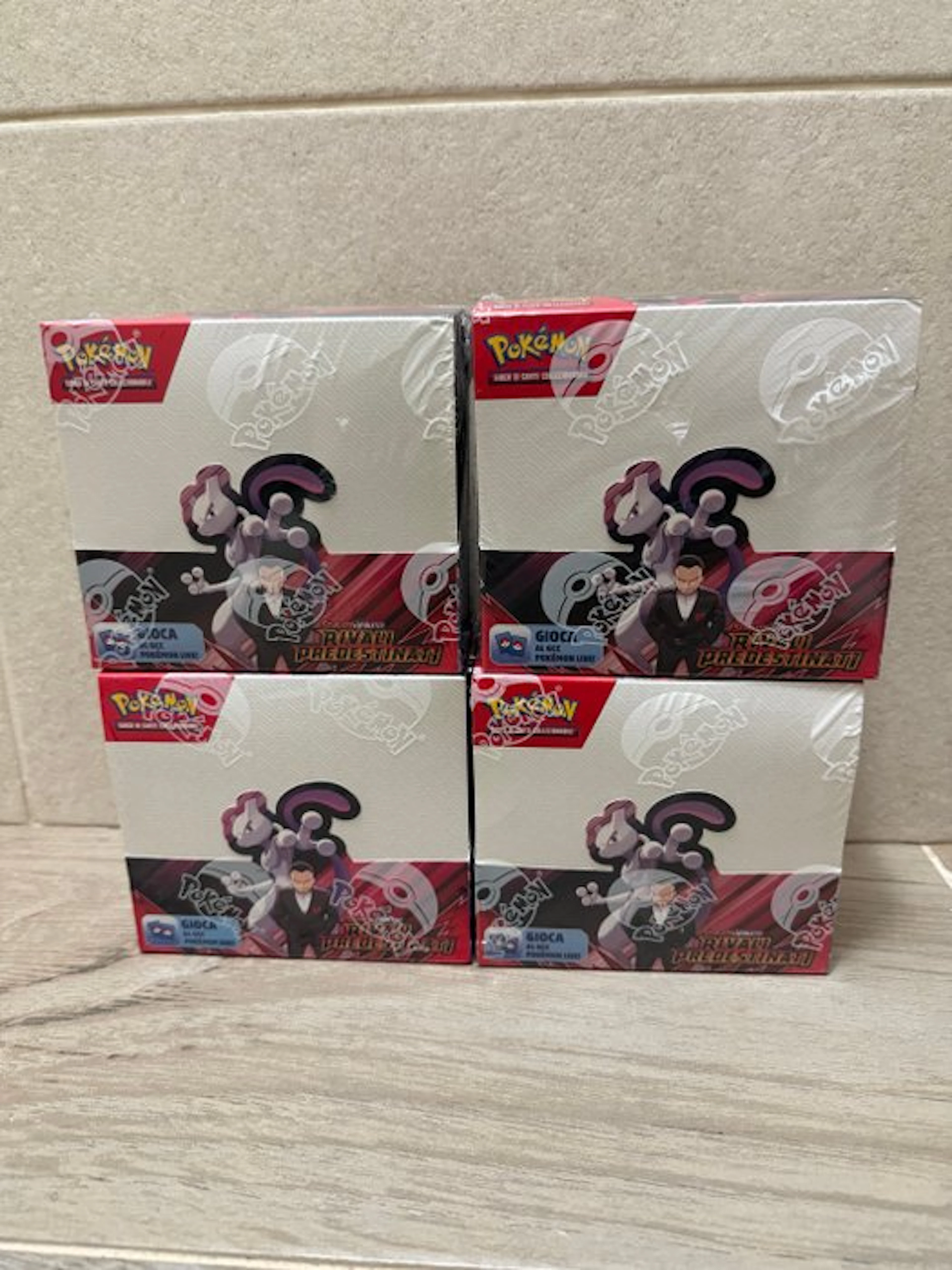 Pokémon - 4 Box - Box da 36 Bustine Rivali Predestinati (IT) - Scarlet & Violet